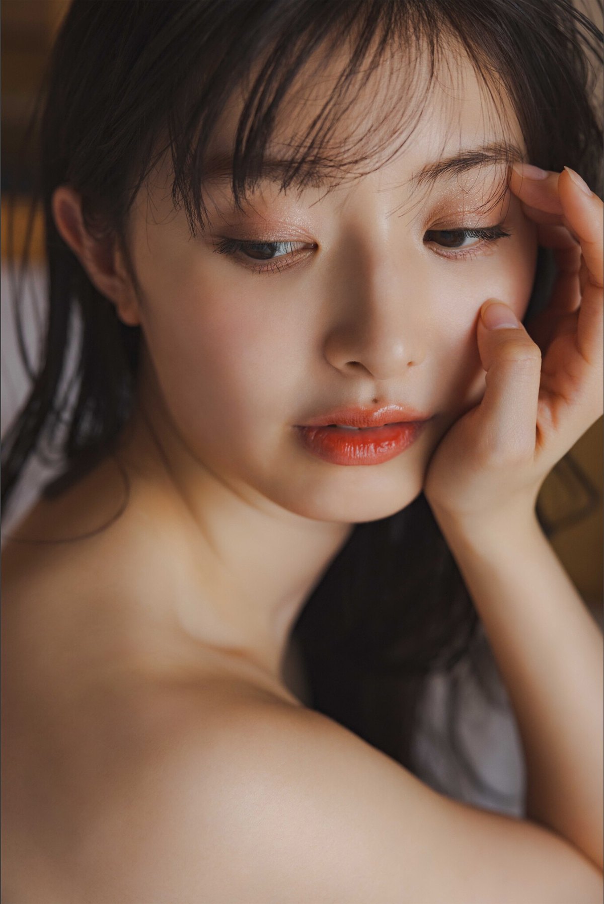 Weekly Gendai Photobook 2023 07 21 Tomu Muto 武藤十夢 Genius To Seduce B 0030 5691691556.jpg