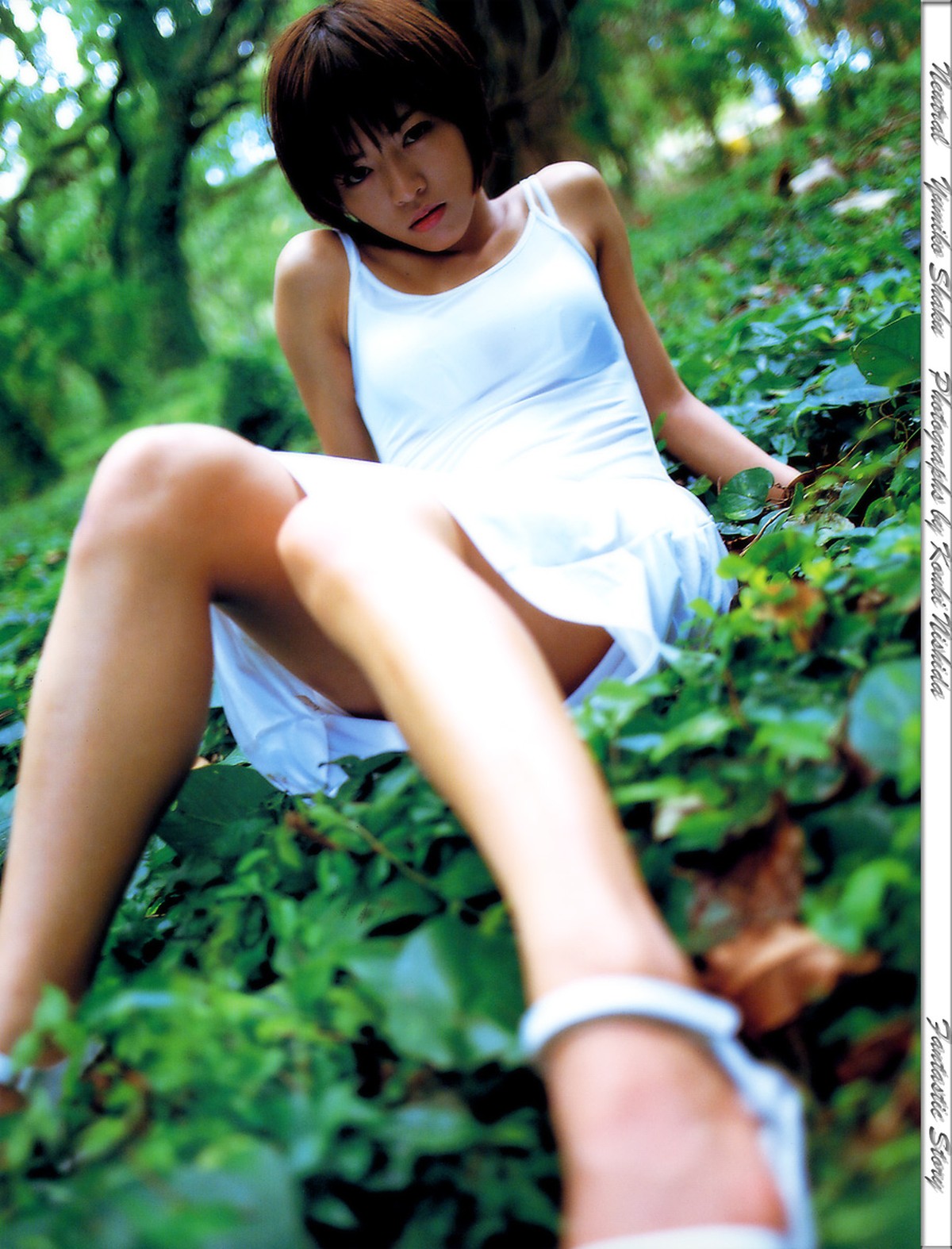 Photobook Yumiko Shaku 釈由美子 Neutral 0039 7283195536.jpg