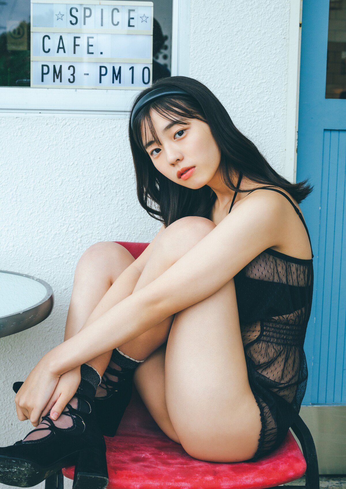 Photobook Hina Kikuchi 菊地姫奈 Photobook Moment A 0028 0247088662.jpg