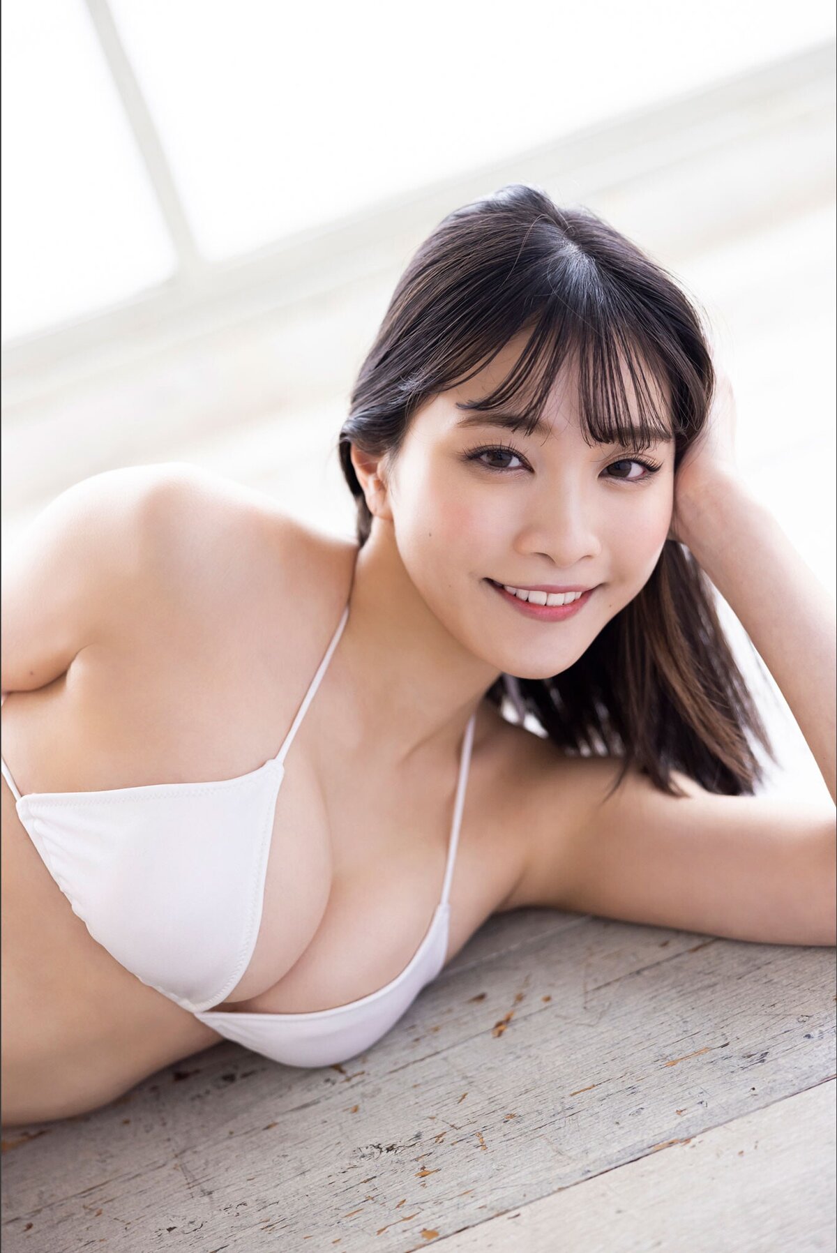 Photobook 2023 06 23 Saka Igarashi 五十嵐早香 Next Oshi Girl Vol 4 Yanmaga Digital Photo Collection 0020 4394835721.jpg