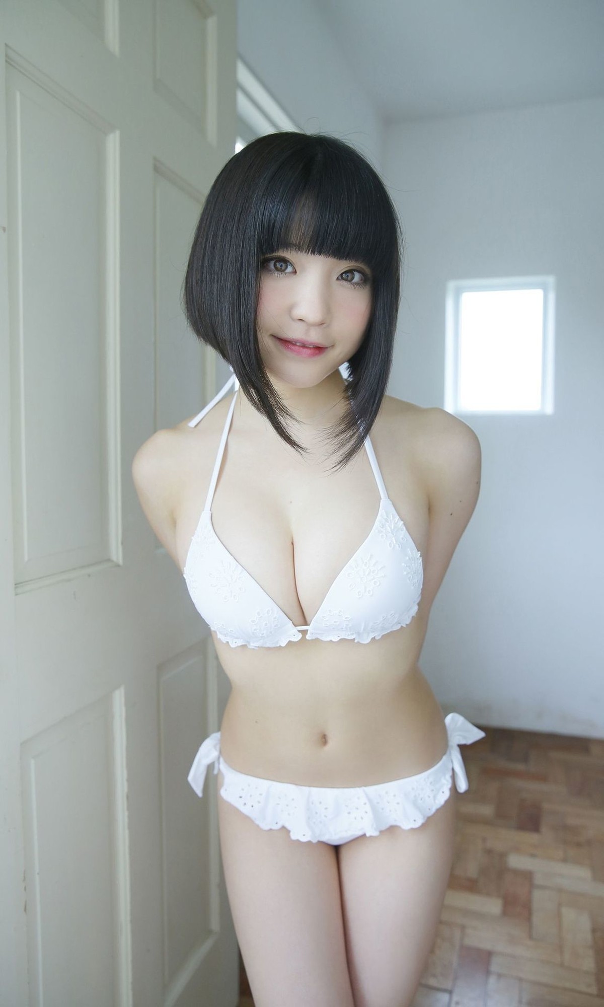 Weekly Photobook 2016 07 29 Nagi Nemoto 根本凪 Plastic Doll In Love 0044 1665432797.jpg