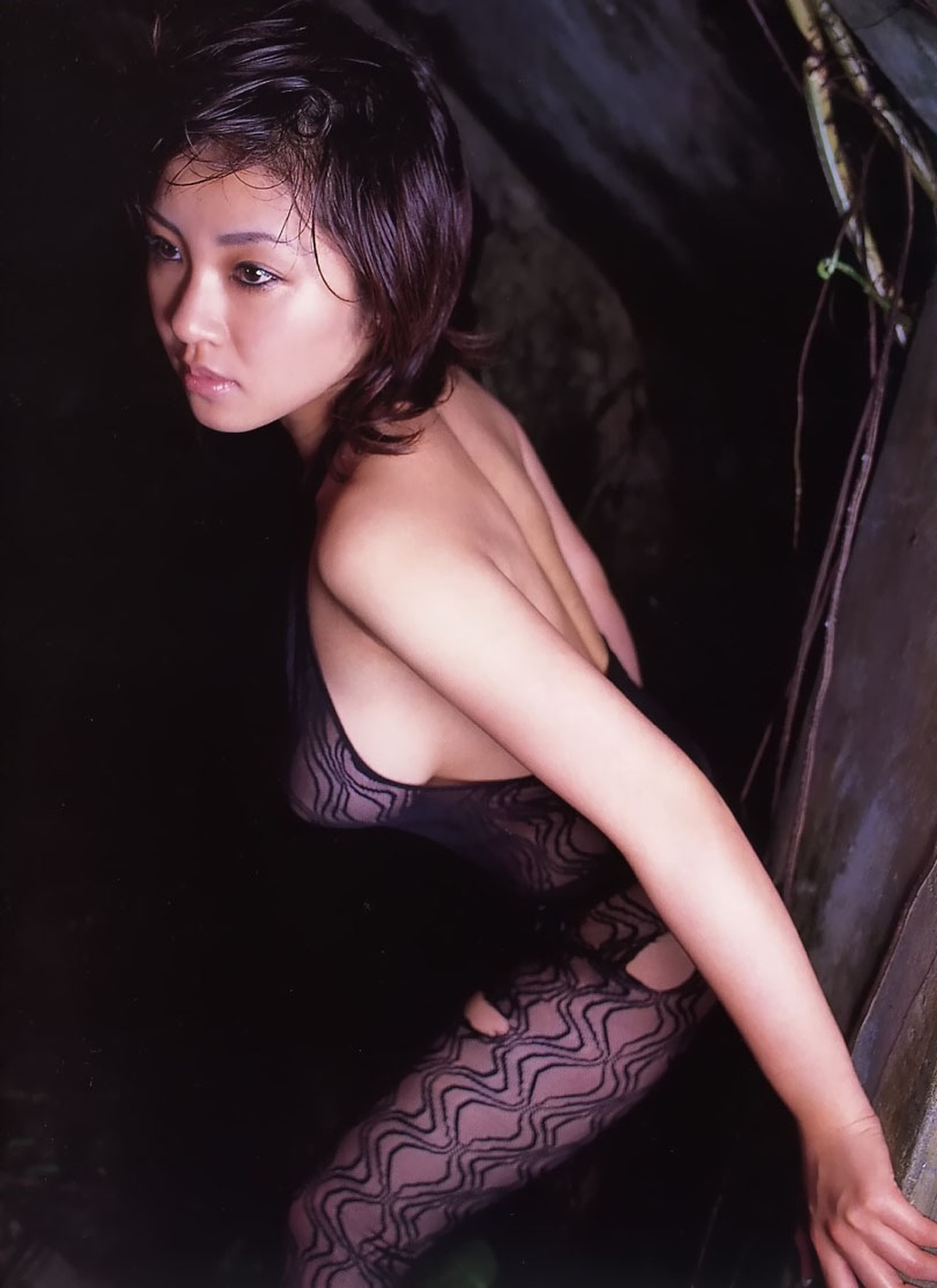 Photobook Kagurazaka Megumi 神楽坂恵 Infinity 0027 9433589554.jpg