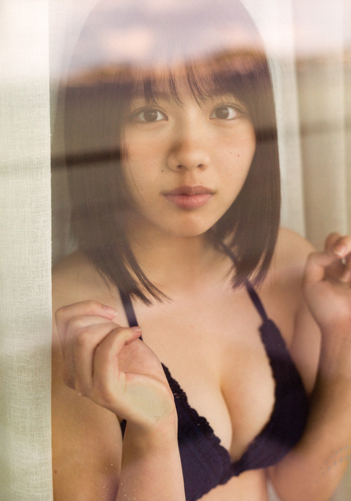 Photobook 2019 01 17 Miho Watanabe 渡邉美穂 1st Photobook Hidamari 0031 8853952630.jpg