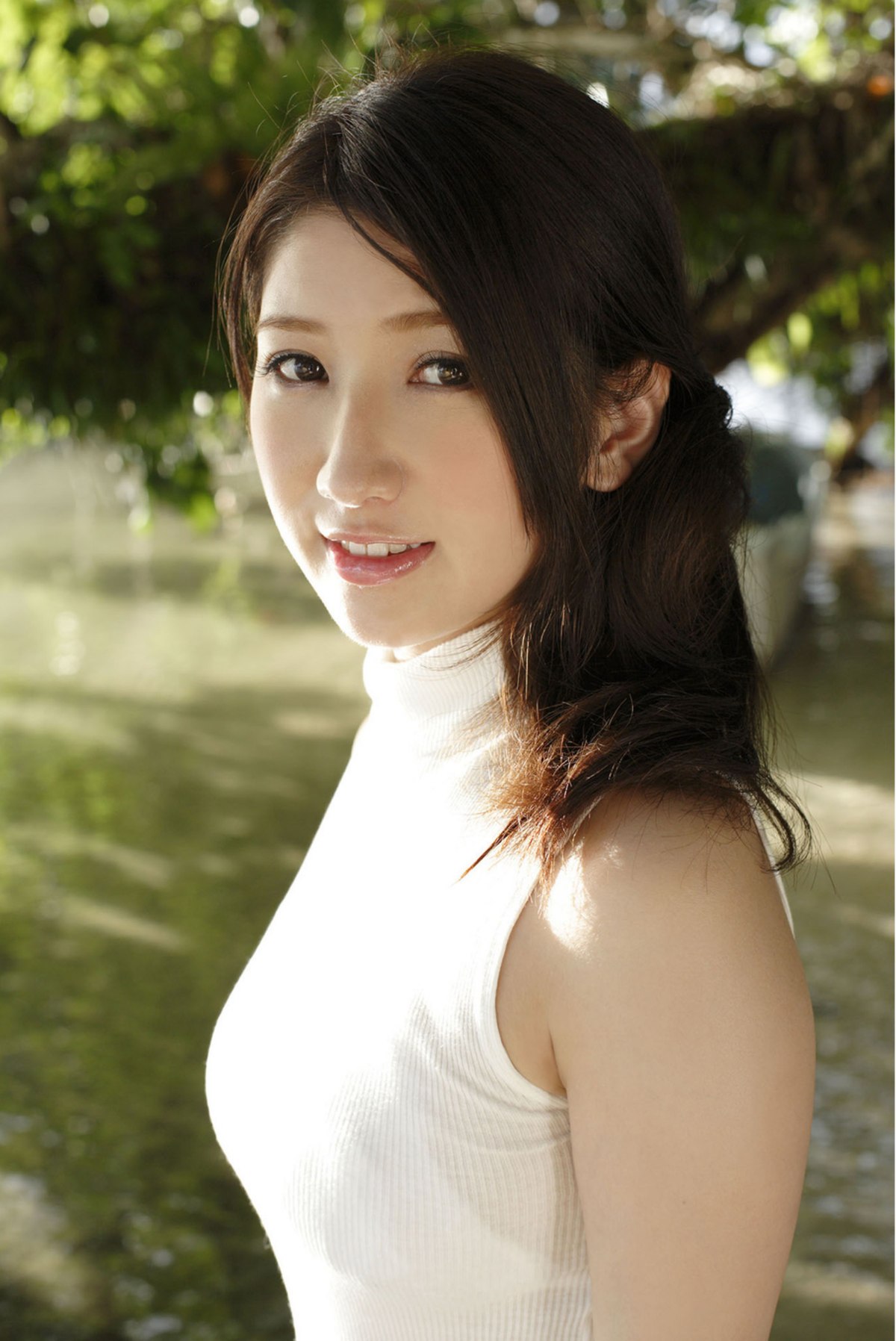 Bamboo e Book Alisa 亜里沙 Elegant Plump Beauty 0002 8891050907.jpg