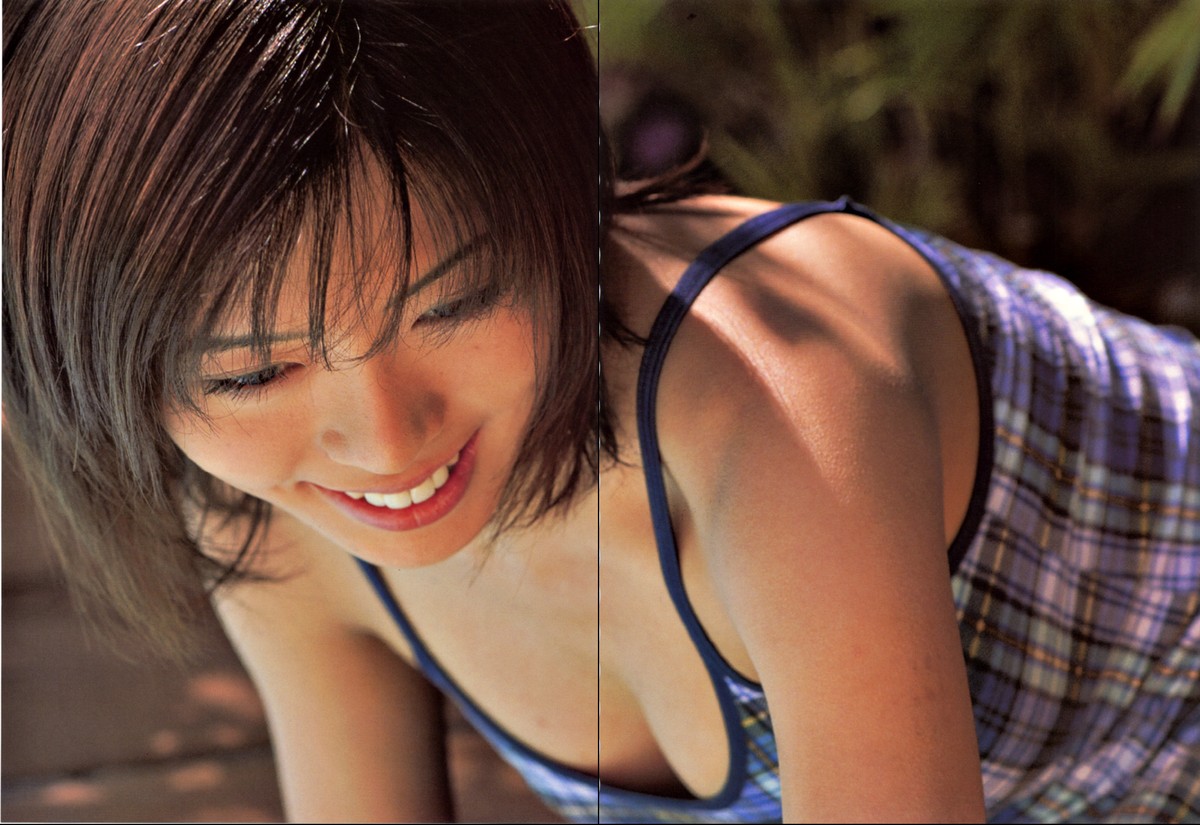 Photobook Yumiko Shaku 釈由美子 Sirene 0012 4465162152.jpg