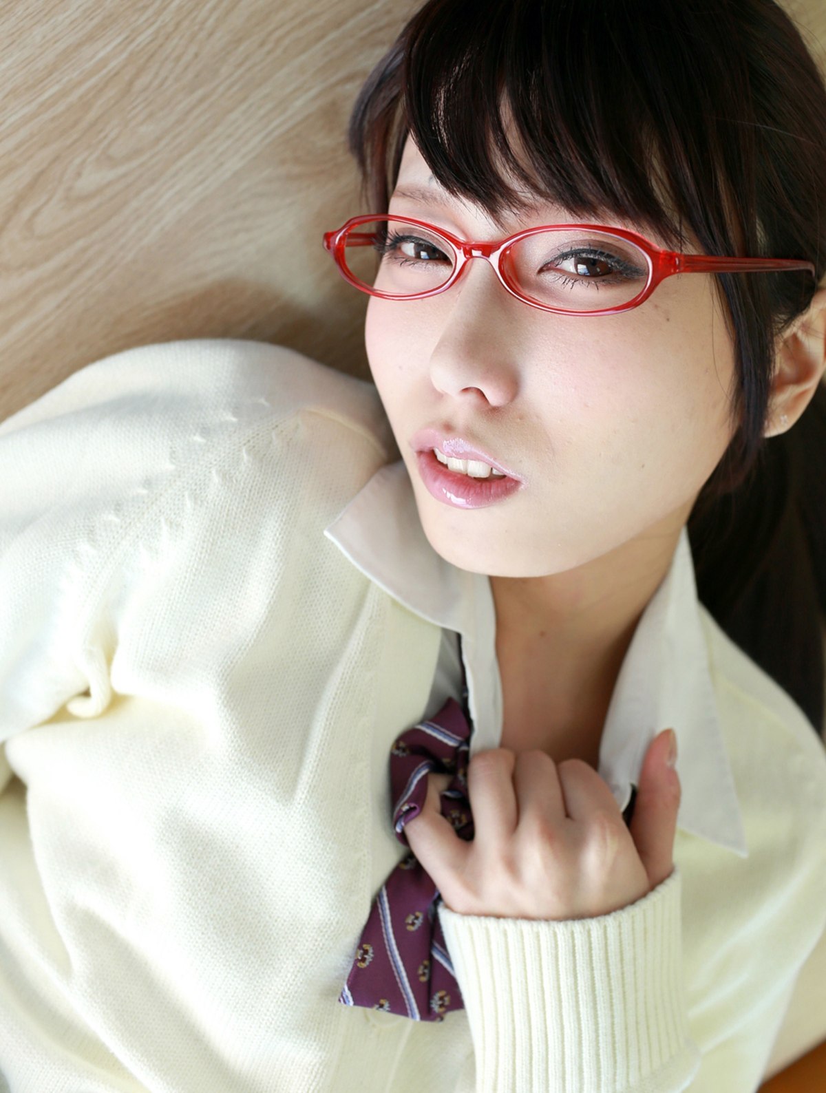 Photobook 2013 10 18 Chika Arimura 有村千佳 Ikenaikoto In The Classroom 0029 3308176573.jpg