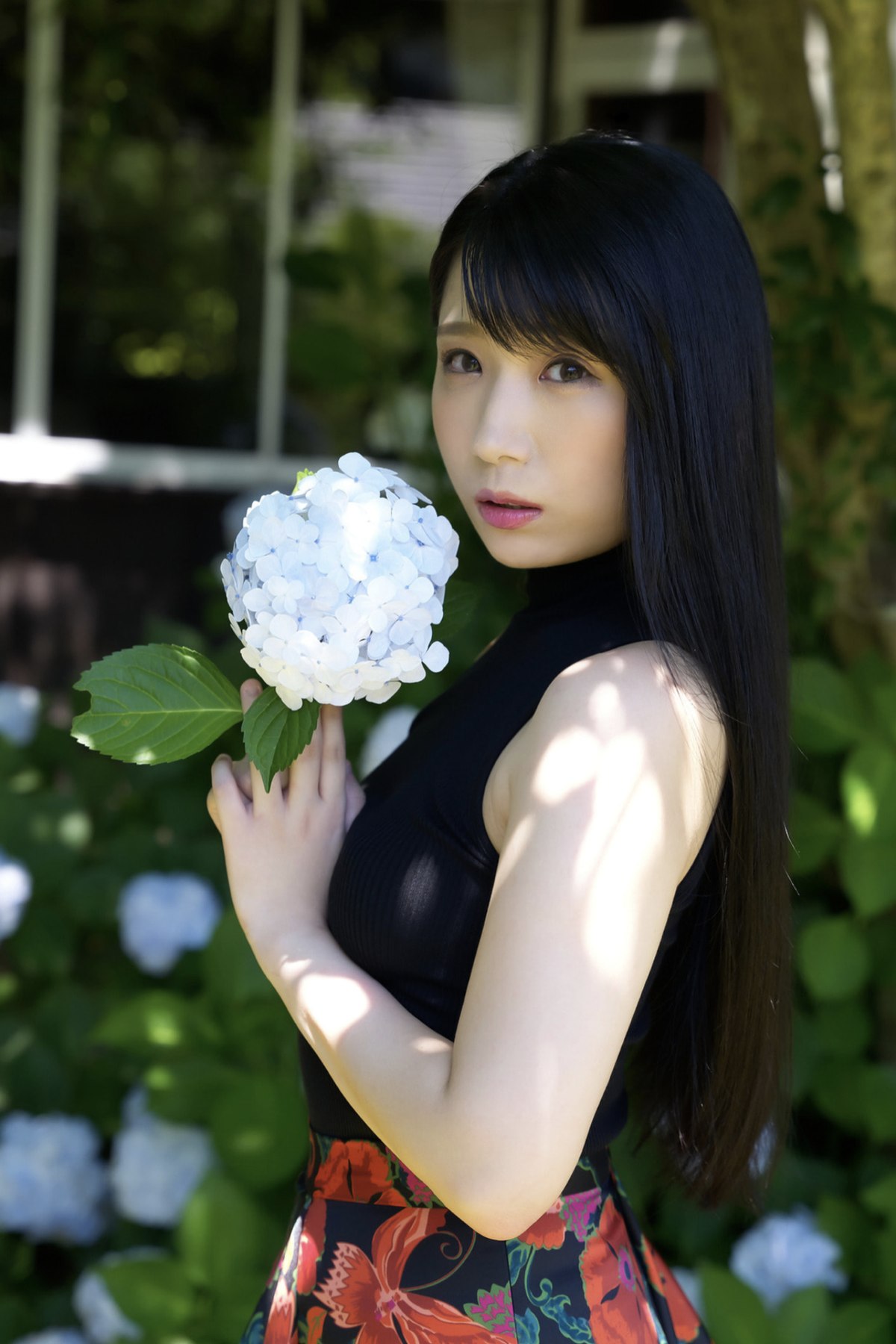 Photobook Nagai Mihina みひな That Summer With You Fleeting And Pretty 0007 4769515998.jpg