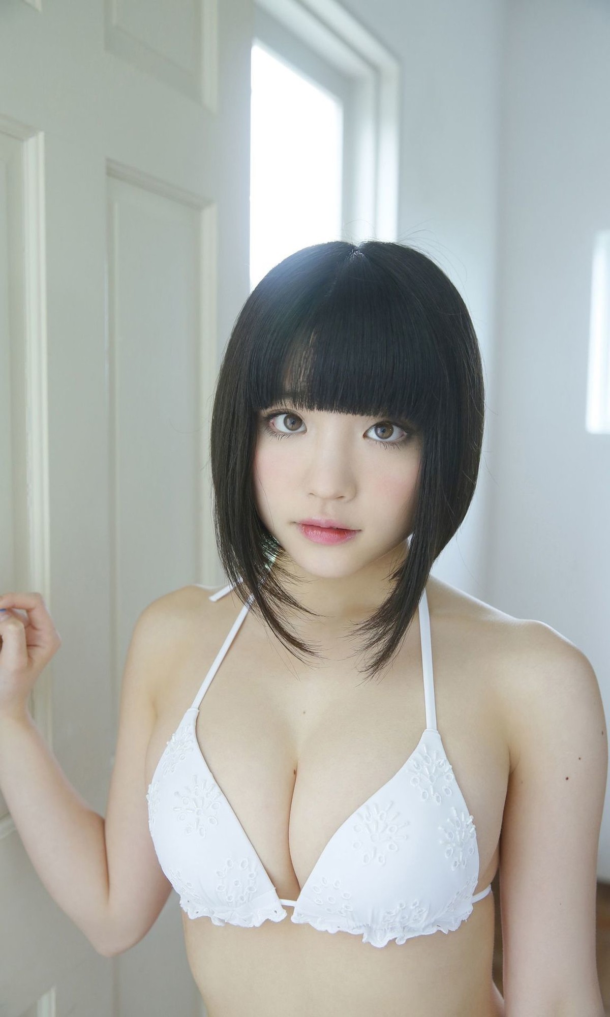 Weekly Photobook 2016 07 29 Nagi Nemoto 根本凪 Plastic Doll In Love 0043 0983811824.jpg