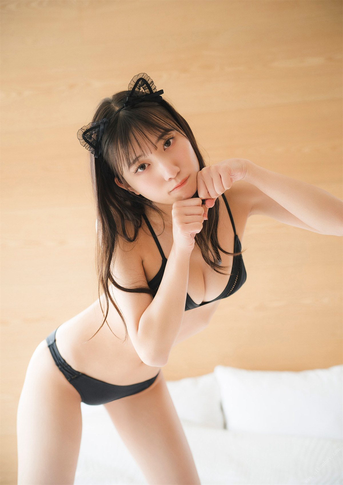 Photobook 2022 12 05 Yukino Mayuki 雪野まゆき Welcome To Mayuki’s House 0019 9126159503.jpg