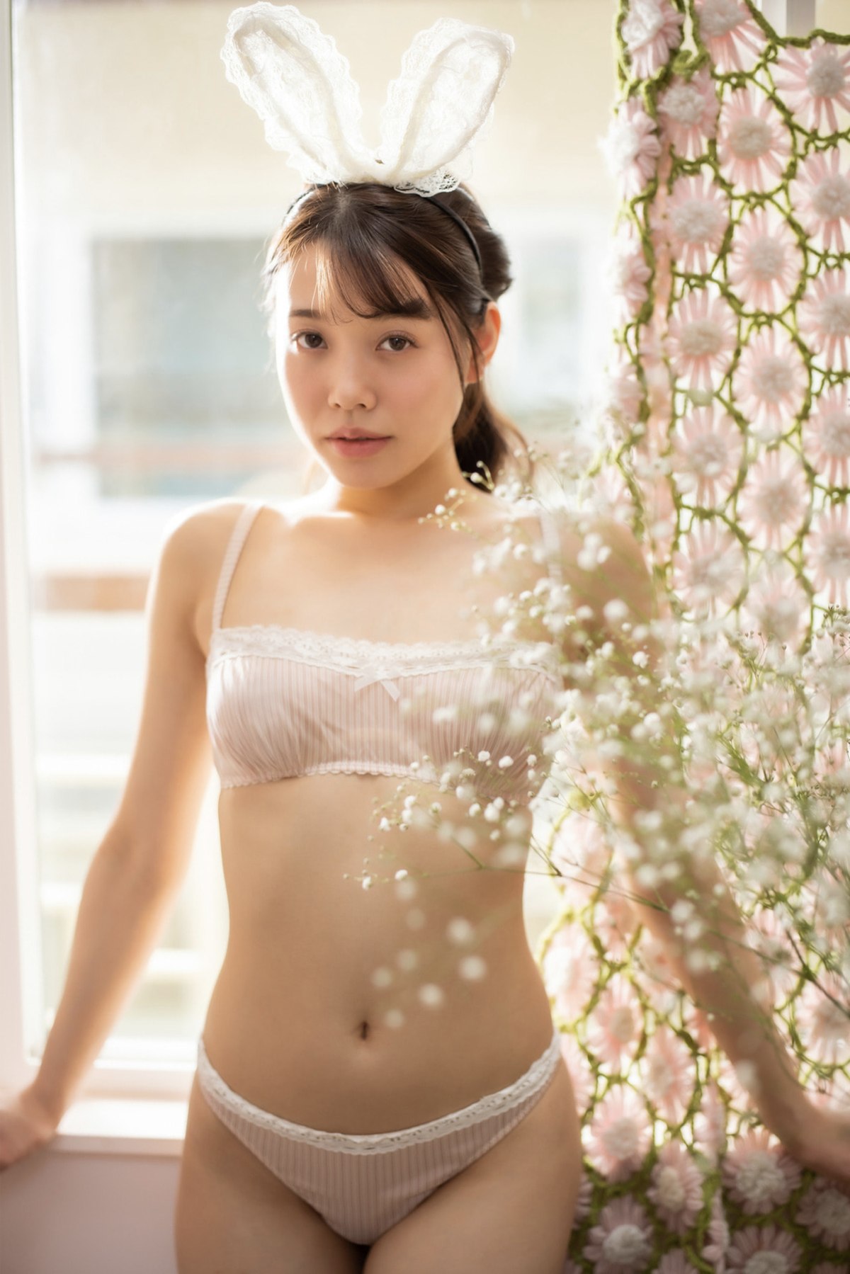 Photobook Hironaka Minami 広仲みなみ SOUTH BLUE 0004 8941500301.jpg