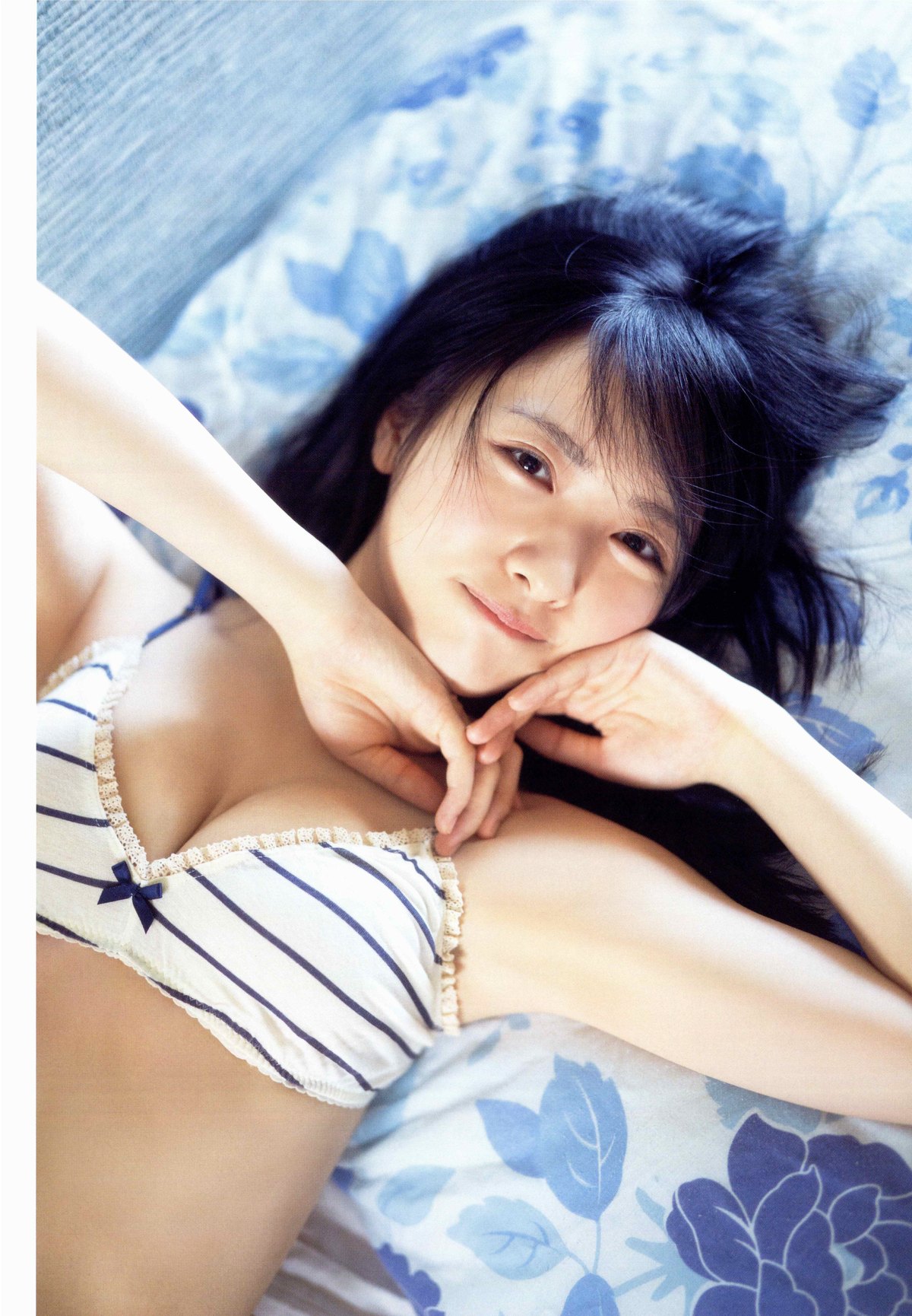 Photobook 2020 12 02 Chiho Ishida 石田千穂 1st Photobook Lemon Season B 0044 2833877765.jpg