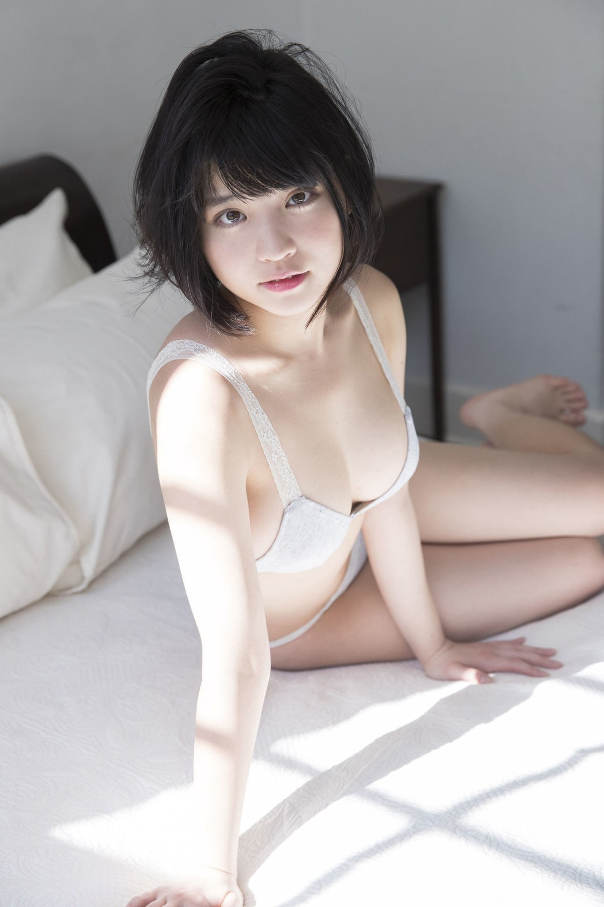 FRIDAY Digital Photobook 2018 06 08 Nemoto Nagi 根本凪 Green Cinderella 0007 3378701311.jpg