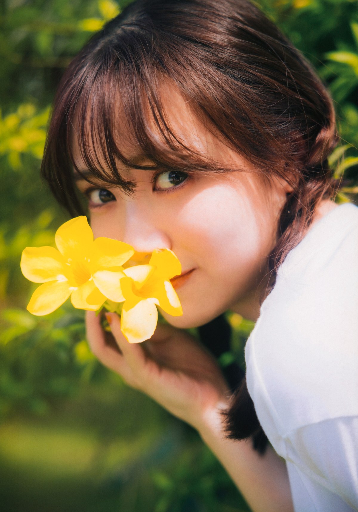 Photobook 2023 08 01 Mayu Tamura 田村真佑 1st Photobook The Moment I Fell In Love A 0056 1543161841.jpg