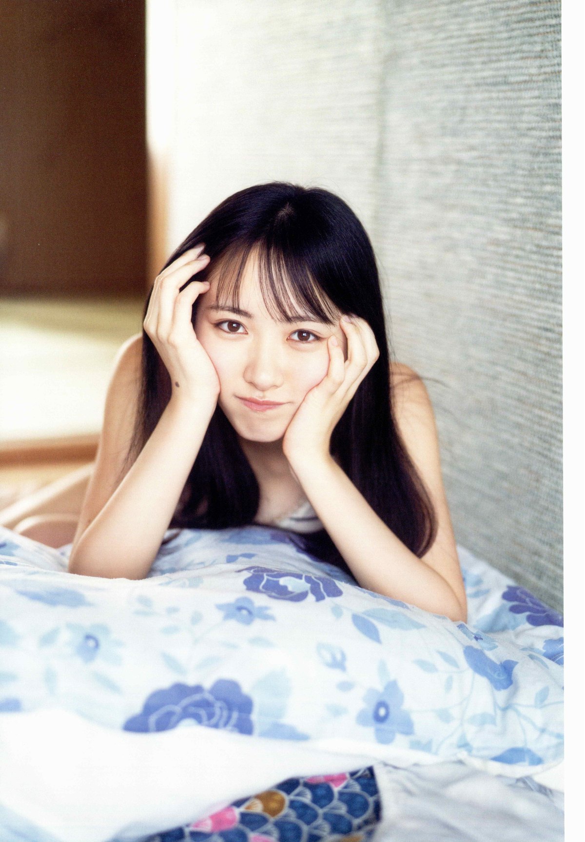 Photobook 2020 12 02 Chiho Ishida 石田千穂 1st Photobook Lemon Season B 0043 0674944568.jpg