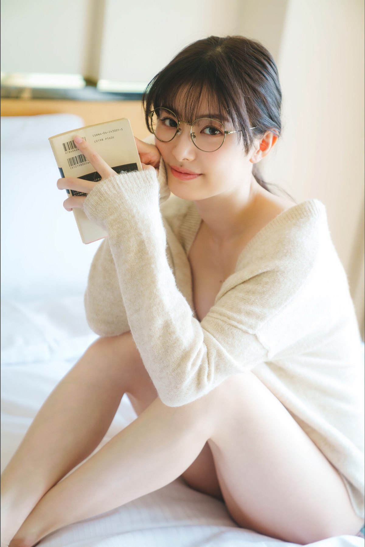 Weekly Gendai Photobook 2023 07 21 Tomu Muto 武藤十夢 Genius To Seduce A 0032 0031047908.jpg