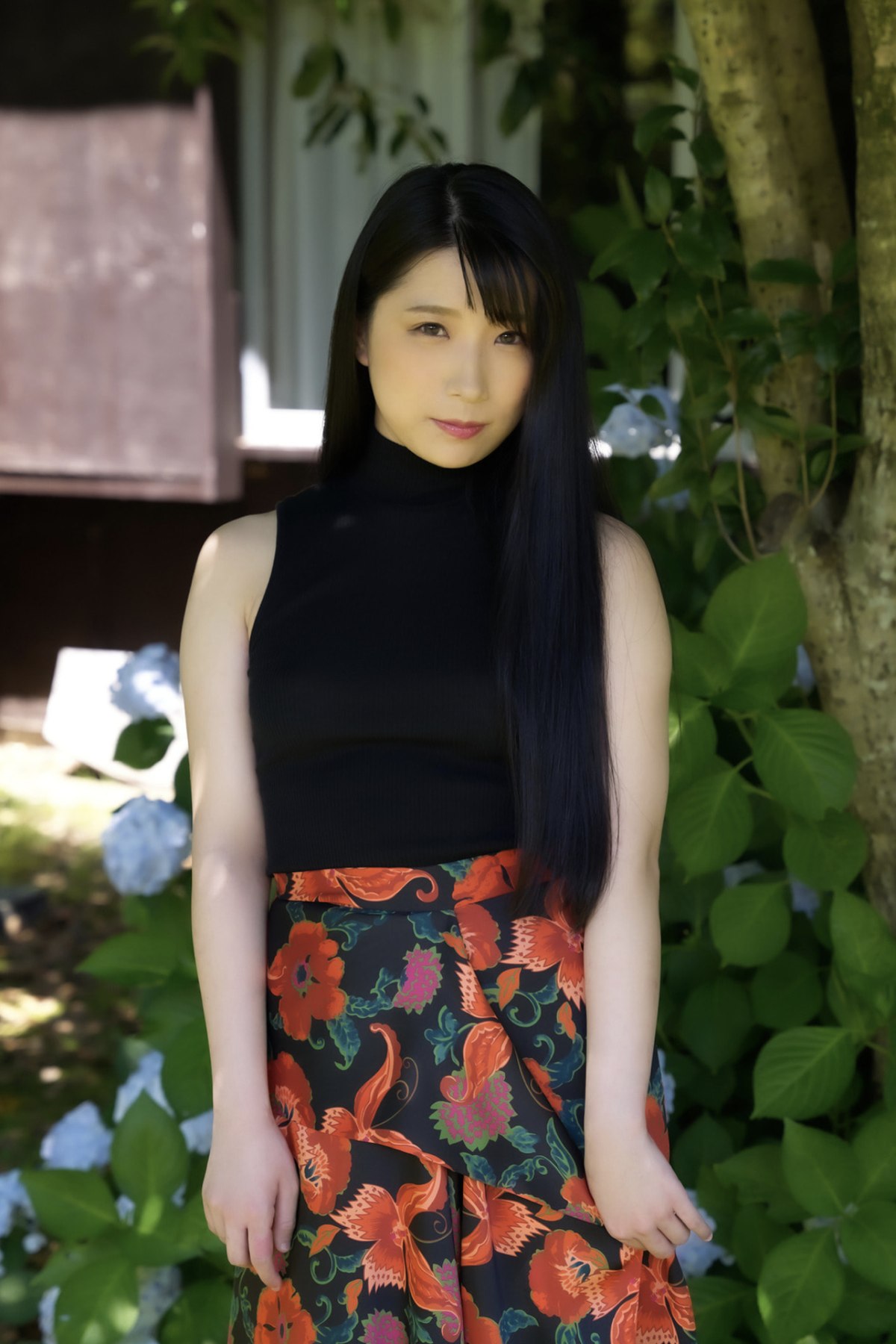 Photobook Nagai Mihina みひな That Summer With You Fleeting And Pretty 0008 4369616817.jpg