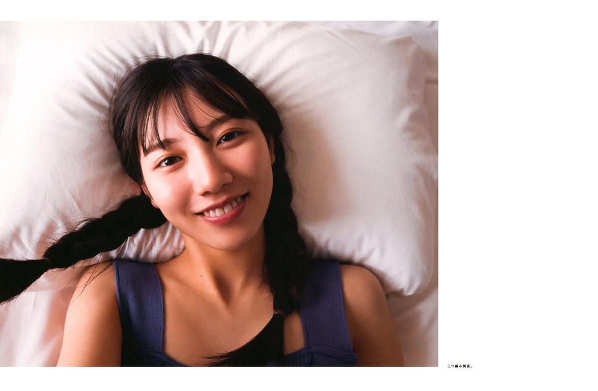 Photobook 2022 03 01 Hina Kawata 河田陽菜 1st Photobook Order Of Memories A 0066 6023346144.jpg