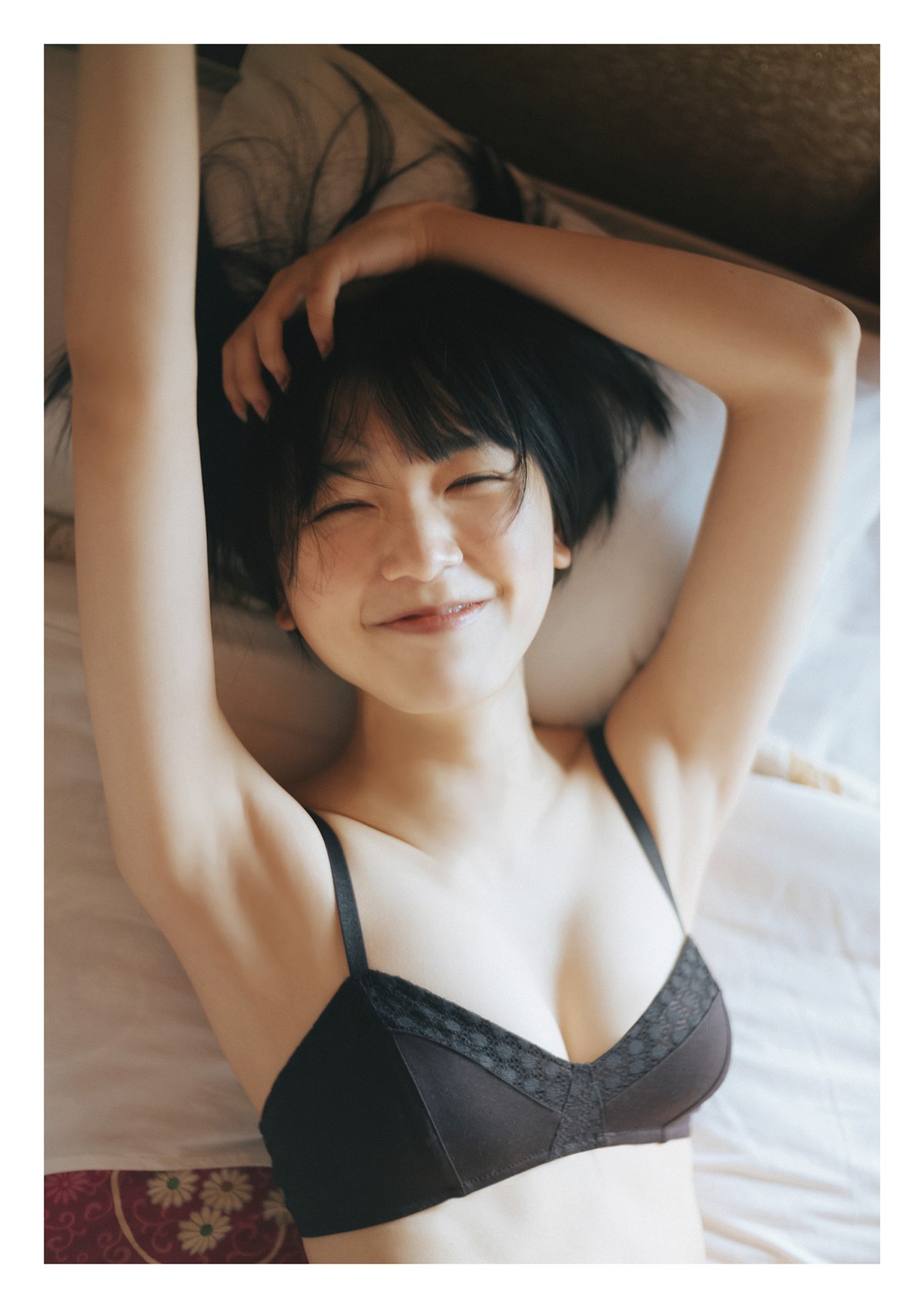 STRiKE DIGITAL PHOTOBOOK 2022 08 26 014 Miku Funai 船井美玖 Towards That Dream 0010 1521523851.jpg