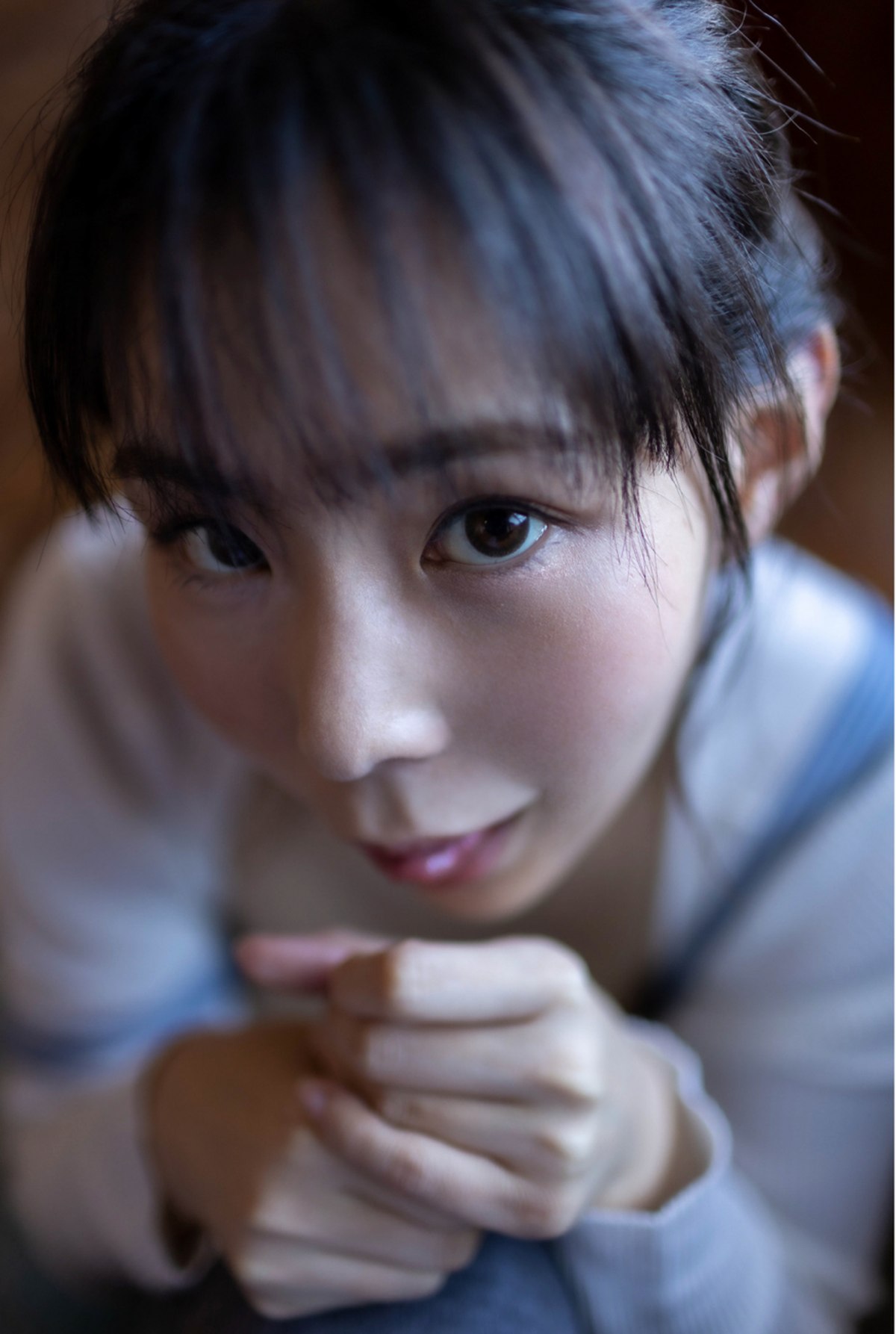 Photobook Yoshine Yuria 吉根ゆりあ In The Season Of Fruitfulness 0008 8978542178.jpg