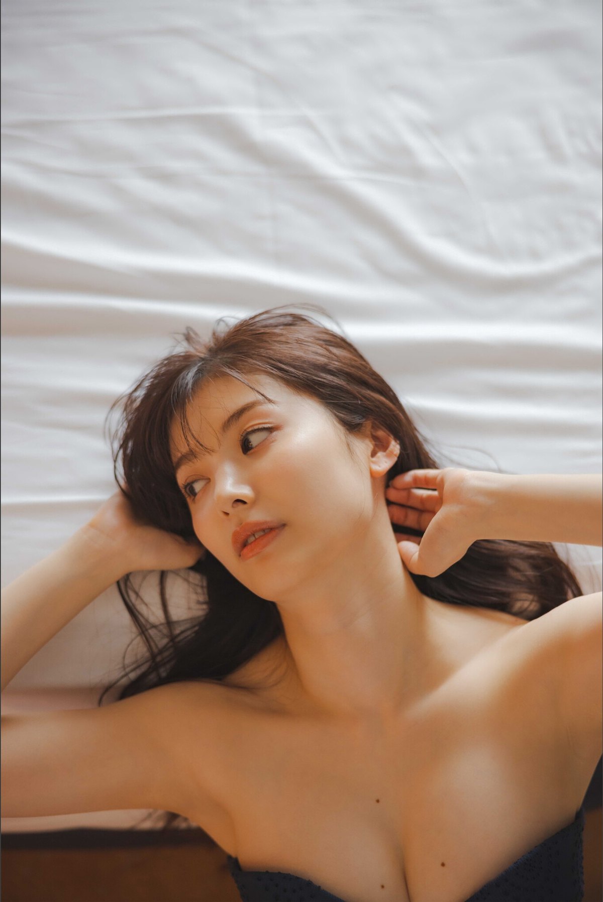 Weekly Gendai Photobook 2023 07 21 Tomu Muto 武藤十夢 Genius To Seduce B 0024 5707248018.jpg