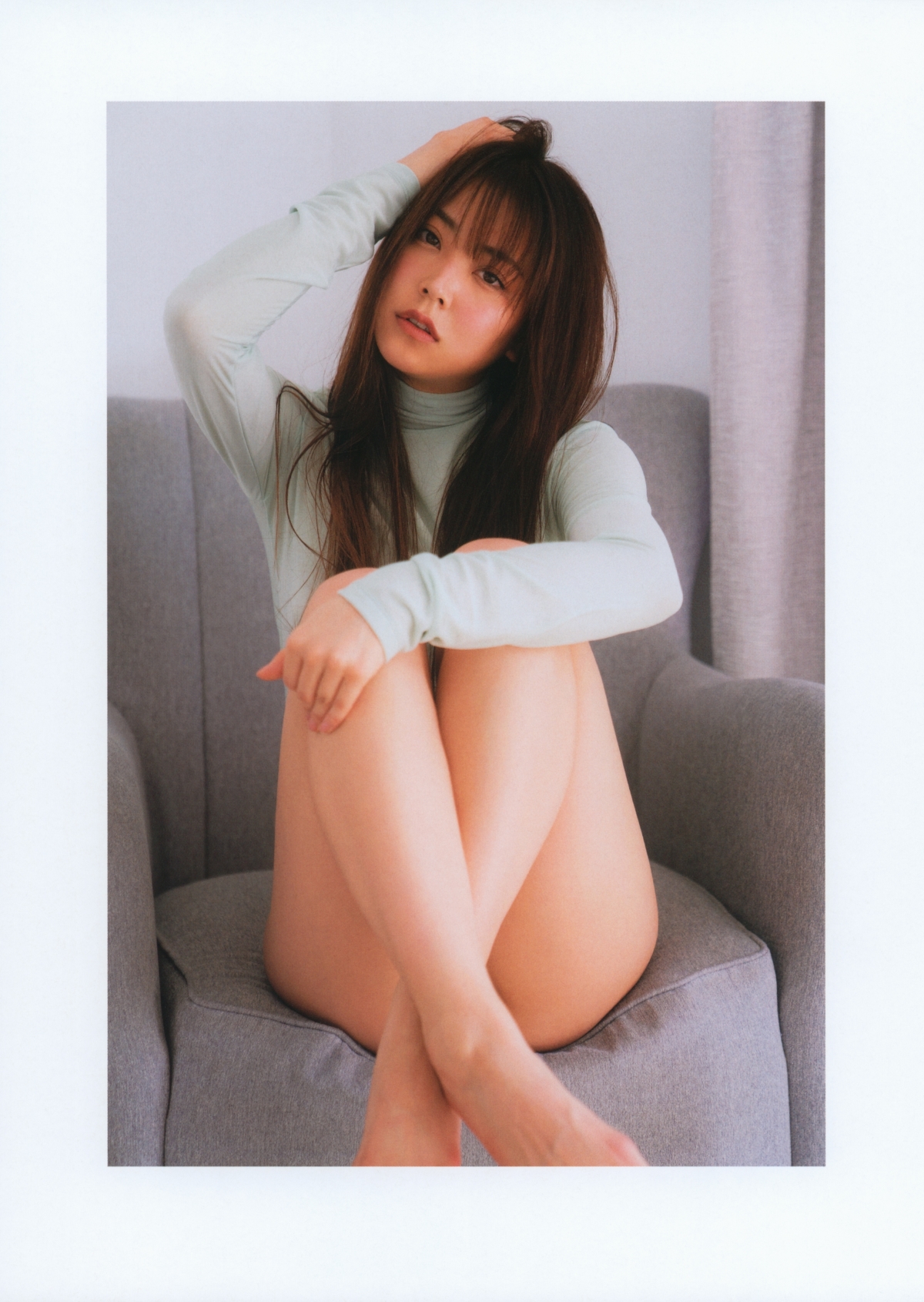 Photobook Miru Shiroma 白間美瑠 LOVE RUSH 0075 0949563442.jpg