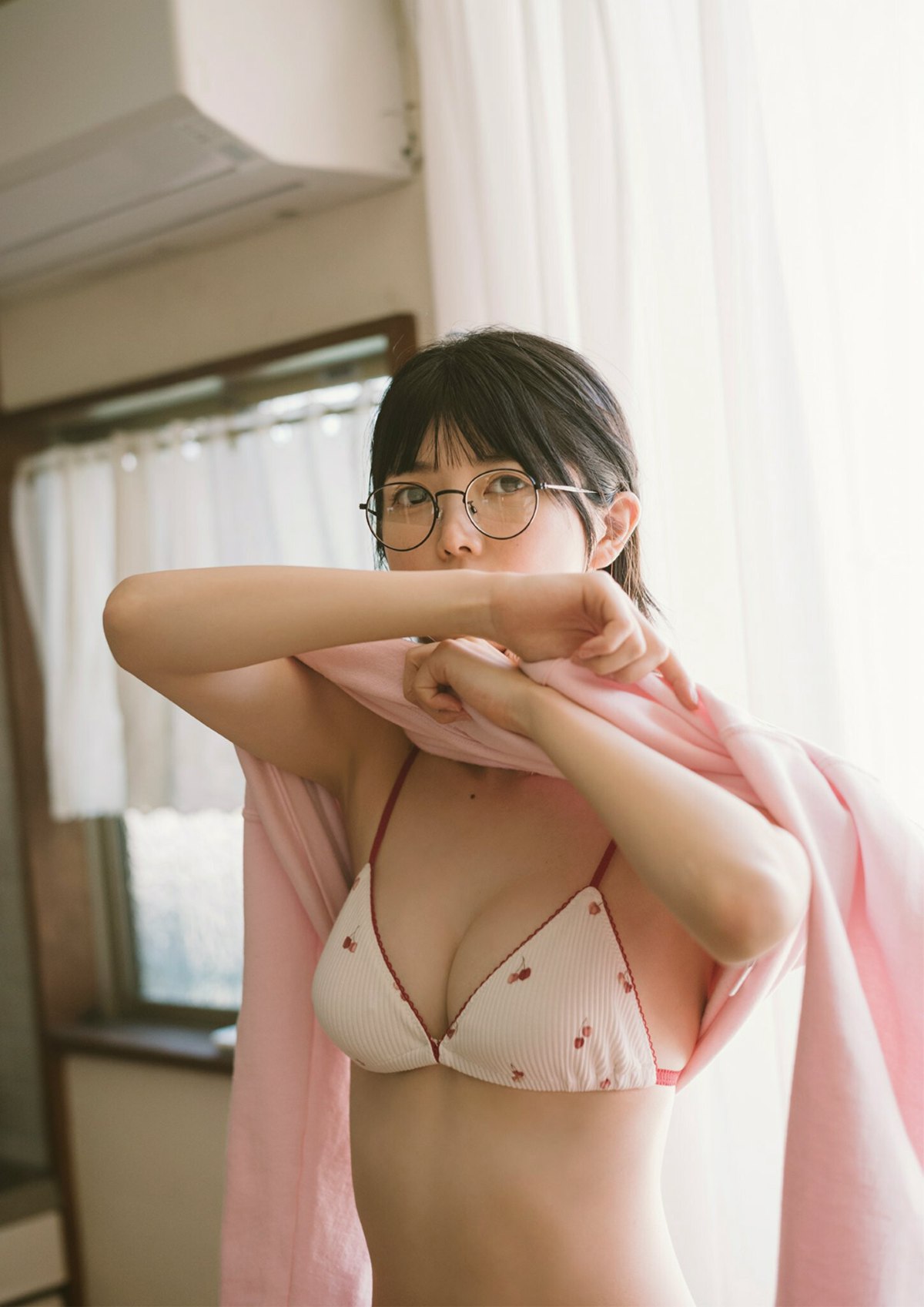 BUBKA Photobook Azusa Onodera 小野寺梓 Color Of Life 0009 3137310012.jpg