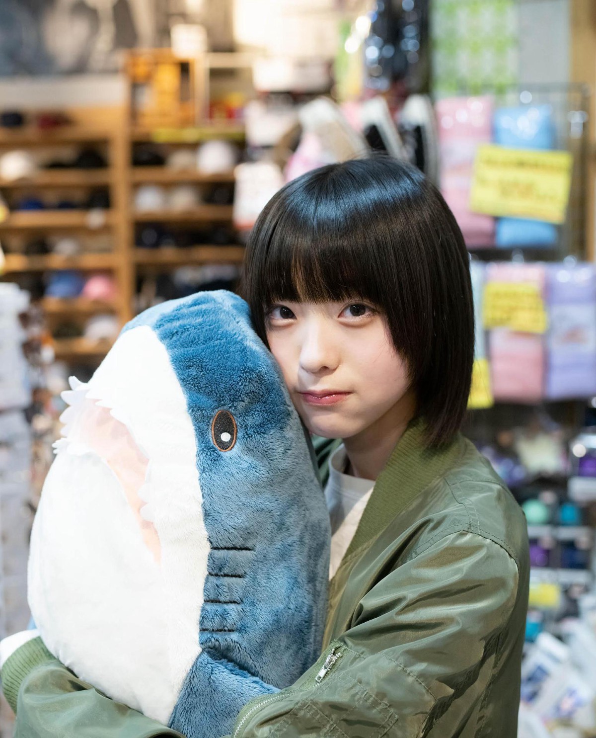Photobook 2023 01 10 Azusa Wada 和田あずさ Transparent Blue 0025 2118327903.jpg