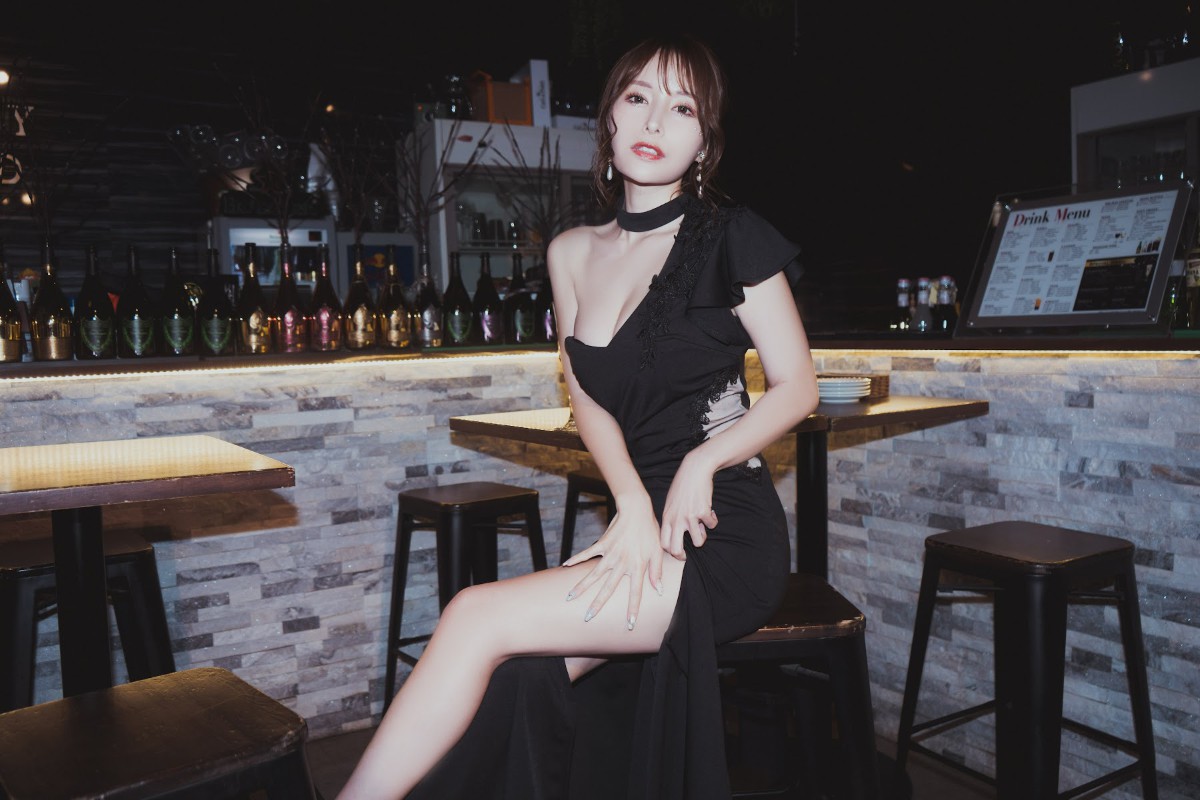 Weekly Photobook Mayuki Ito 伊藤舞雪 LadyMary 04 0082 5000805139.jpg