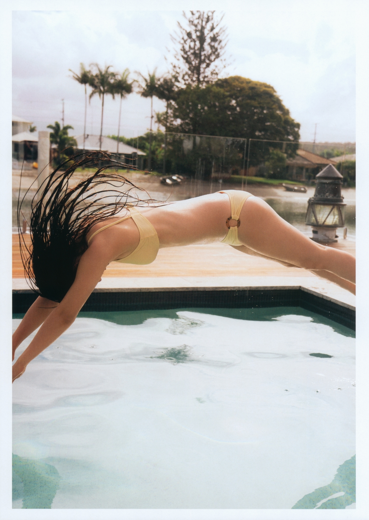 Photobook Miru Shiroma 白間美瑠 LOVE RUSH 0097 6082454765.jpg