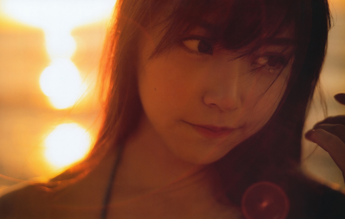 Photobook Miru Shiroma 白間美瑠 LOVE RUSH 0122 2756983411.jpg
