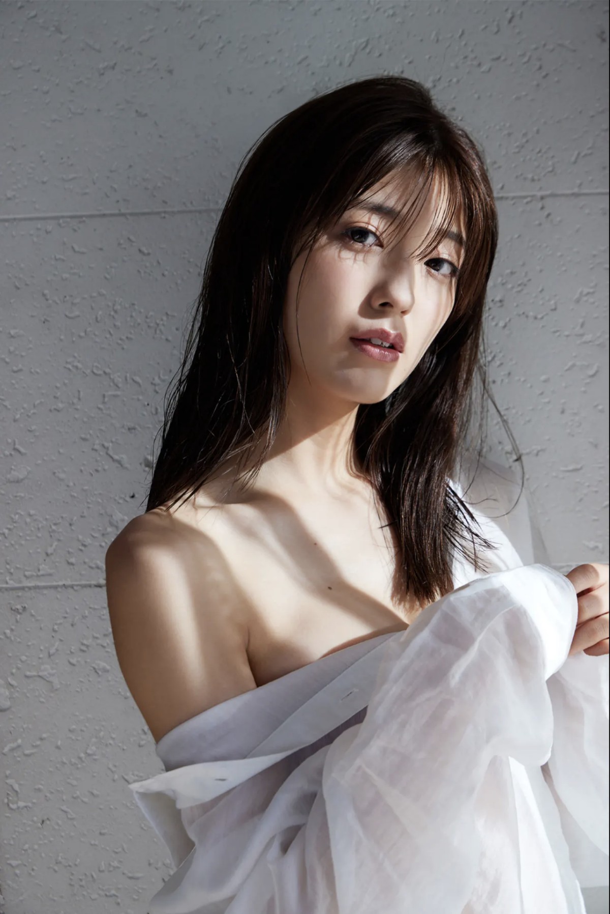 FRIDAYデジタル写真集 2021 03 10 Mio Kudo 工藤美桜 An Adult Sexy That Fascinates You For The First Time 0064 0113755728.jpg
