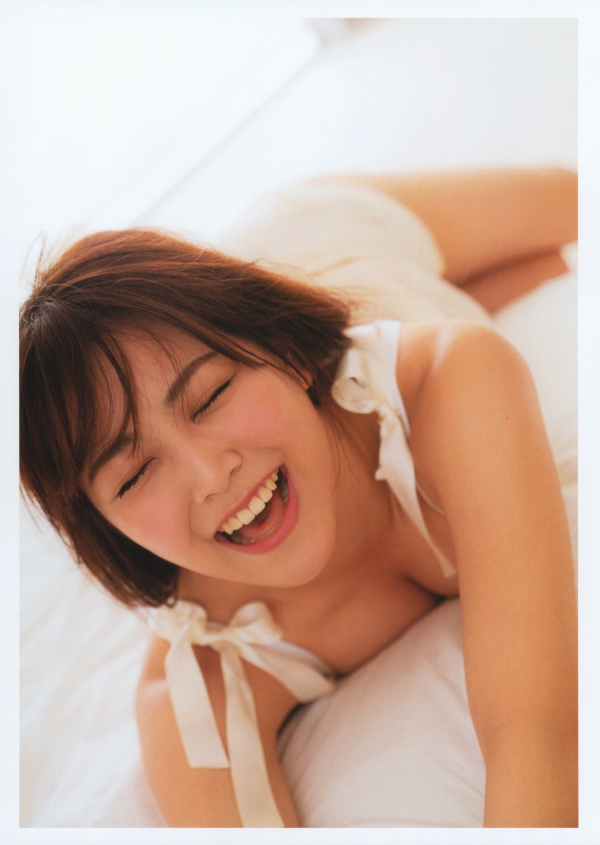 Photobook Miru Shiroma 白間美瑠 LOVE RUSH 0078 0551738287.jpg