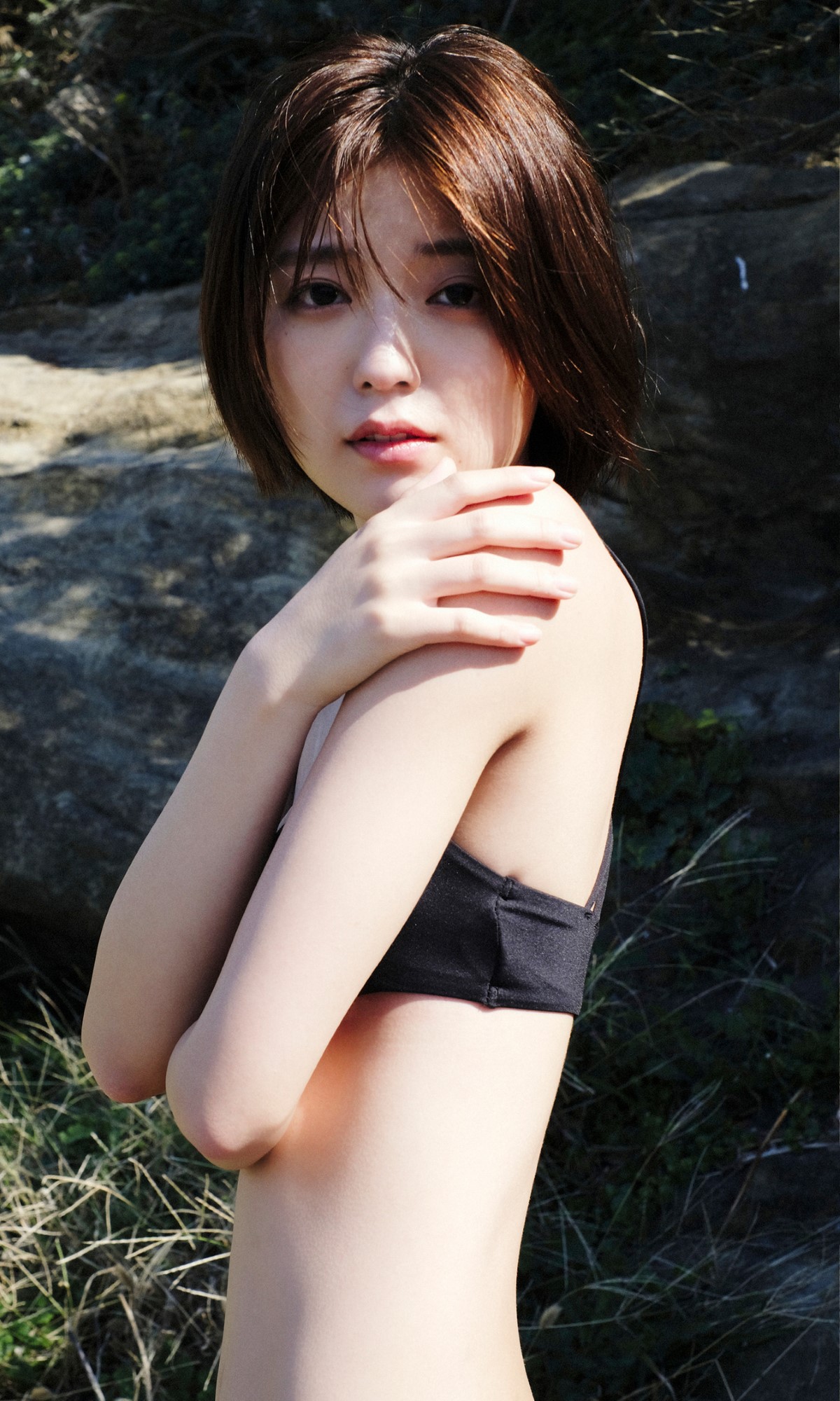 Photobook 2022 11 14 Mio Kudo 工藤美桜 Stand In The Light 0016 9941340402.jpg