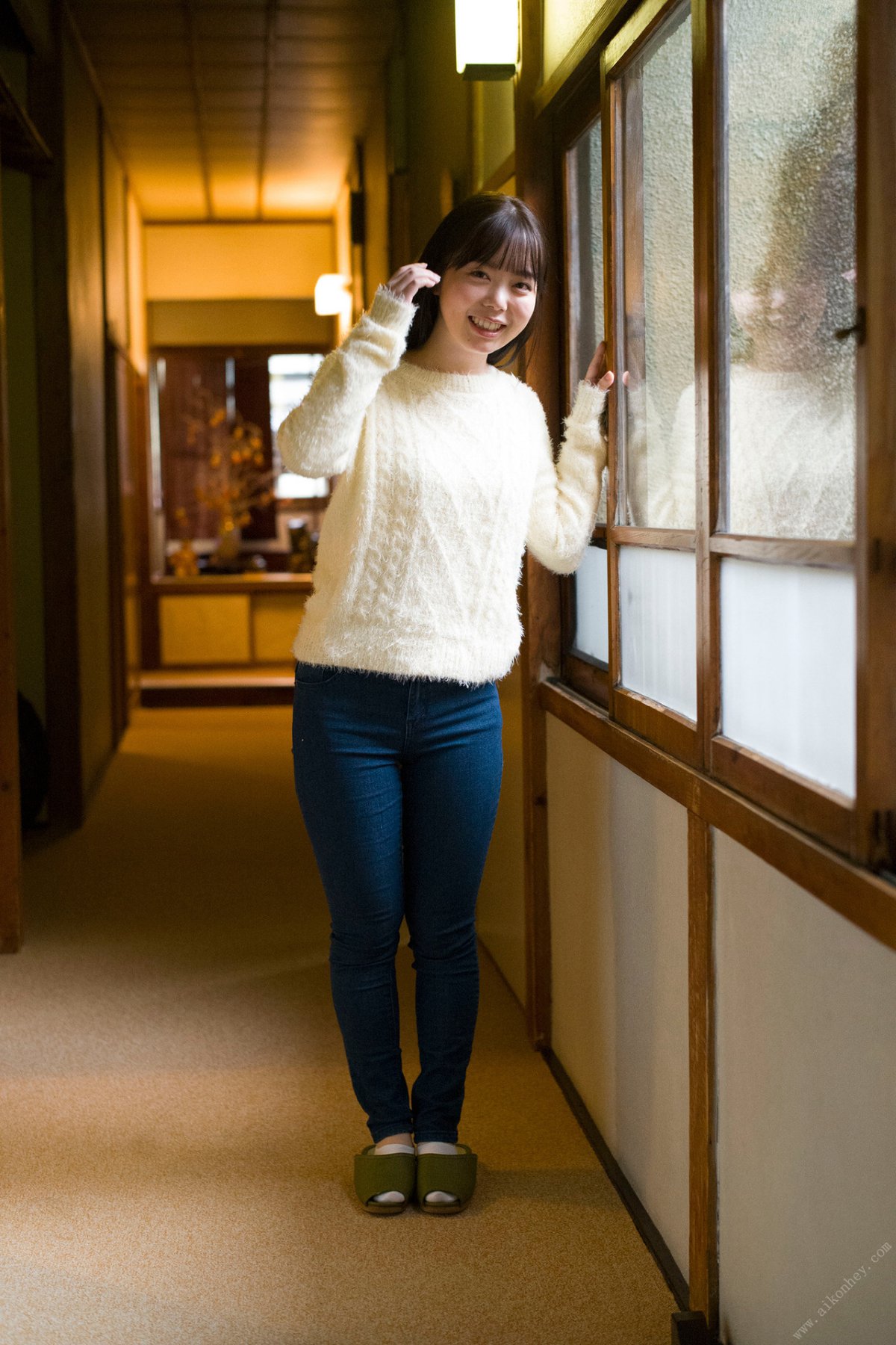 Photobook ももあす 百瀬あすかヘアヌード写真集 0068 5163854350.jpg