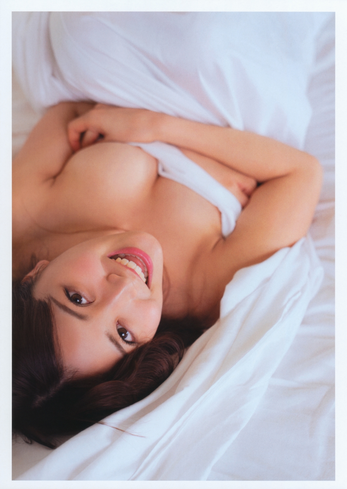 Photobook Miru Shiroma 白間美瑠 LOVE RUSH 0043 7497189564.jpg