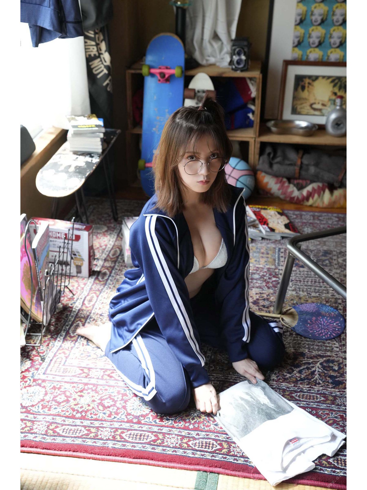 Photobook 2022 10 04 Nashiko Momotsuki 桃月なしこ That Summer In That Room With You 0001 8015277093.jpg