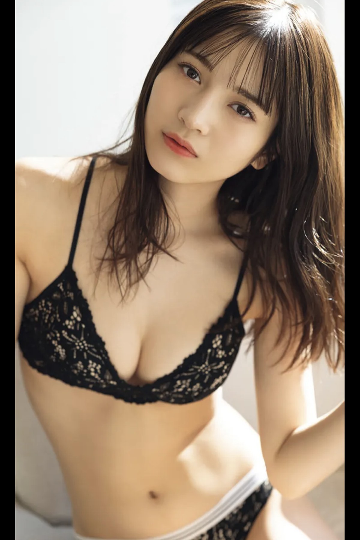 FRIDAY 2023.02.16 Kurochi Nanako 黒嵜菜々子 – Girl Graduation
