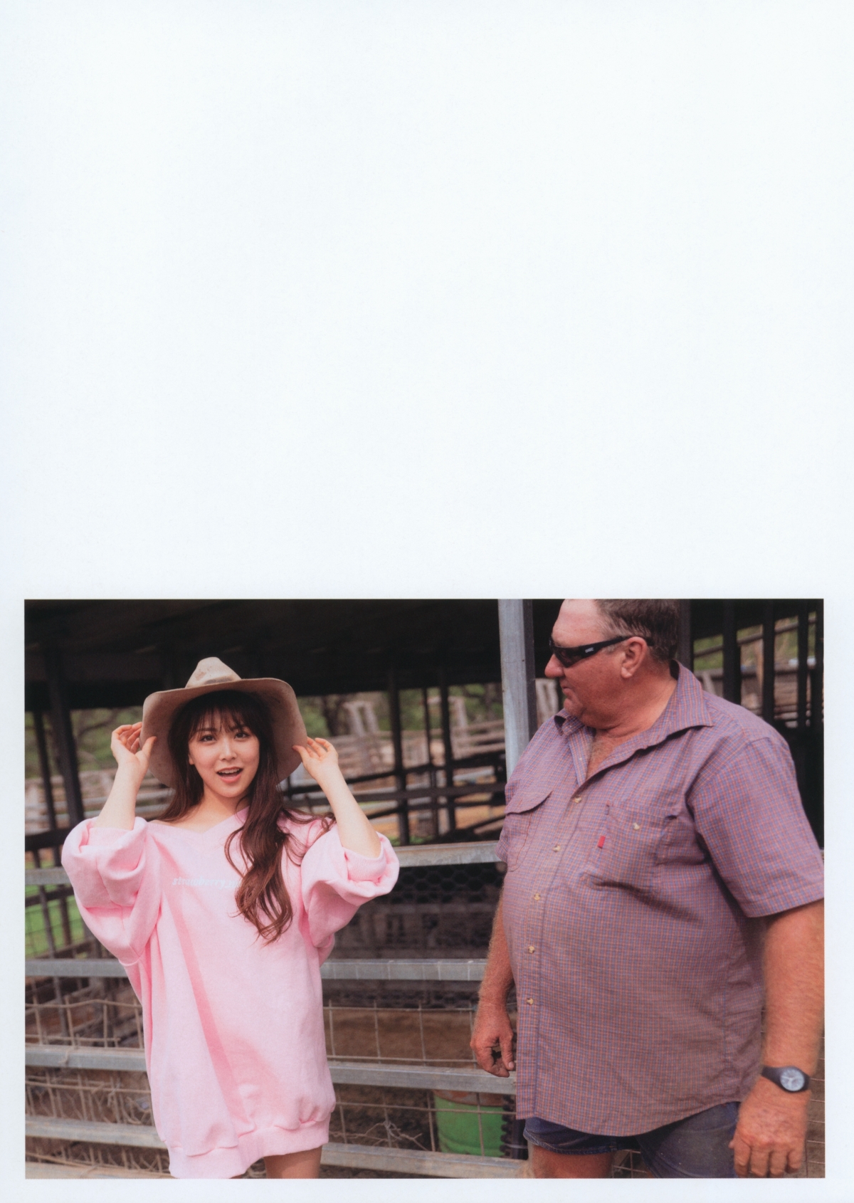 Photobook Miru Shiroma 白間美瑠 LOVE RUSH 0050 5664246739.jpg