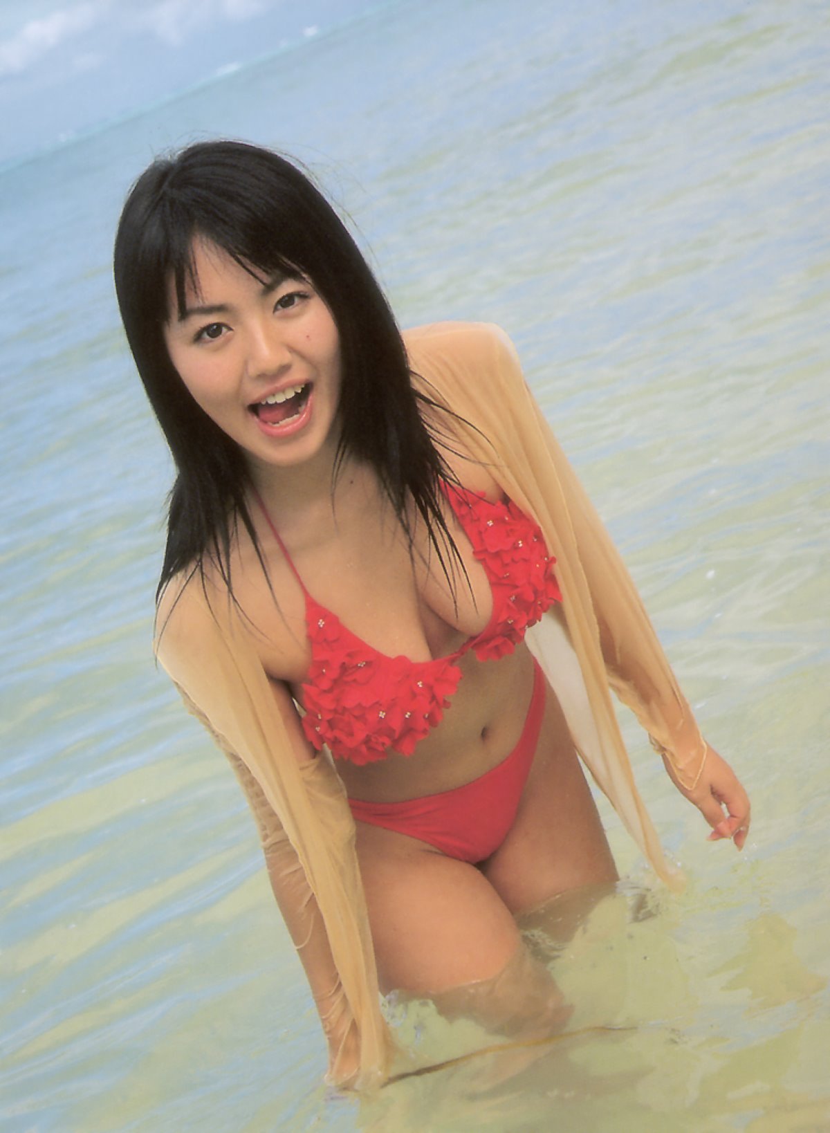 Photobook Sayaka Isoyama 磯山さやか Secret 0073 0587607228.jpg