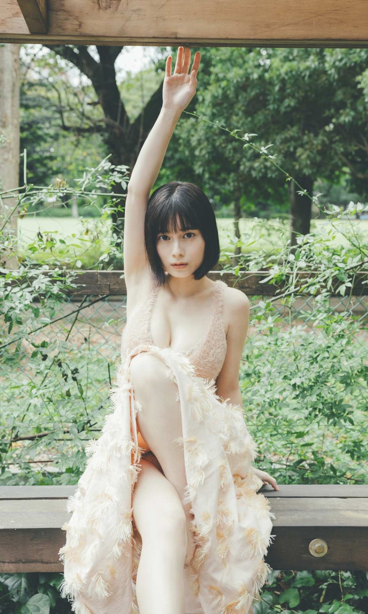 Weekly Photobook Sakurako Okubo 大久保桜子 Dearest 0012 2665470190.jpg