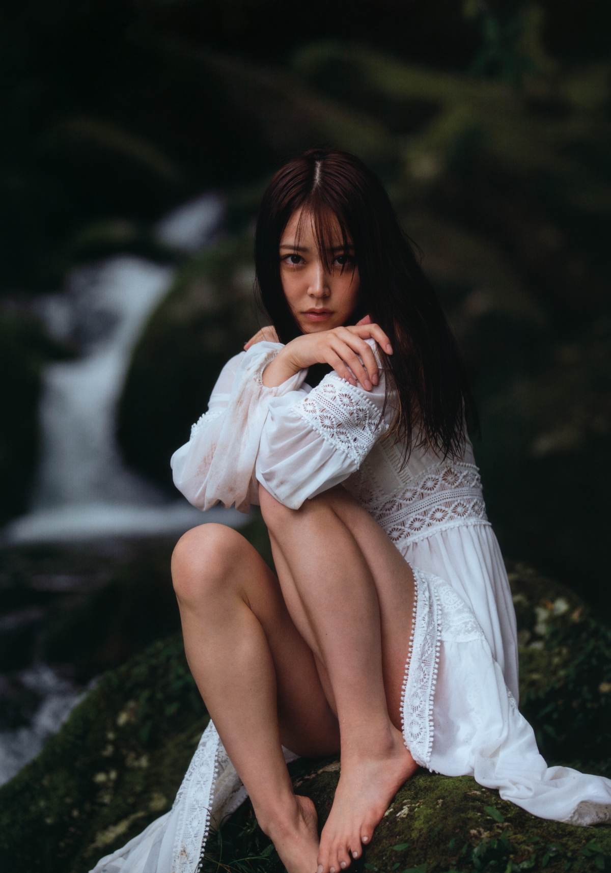 Photobook Miru Shiroma 白間美瑠 NMB48 Graduation Commemorative Photobook REBORN 0092 0291470634.jpg