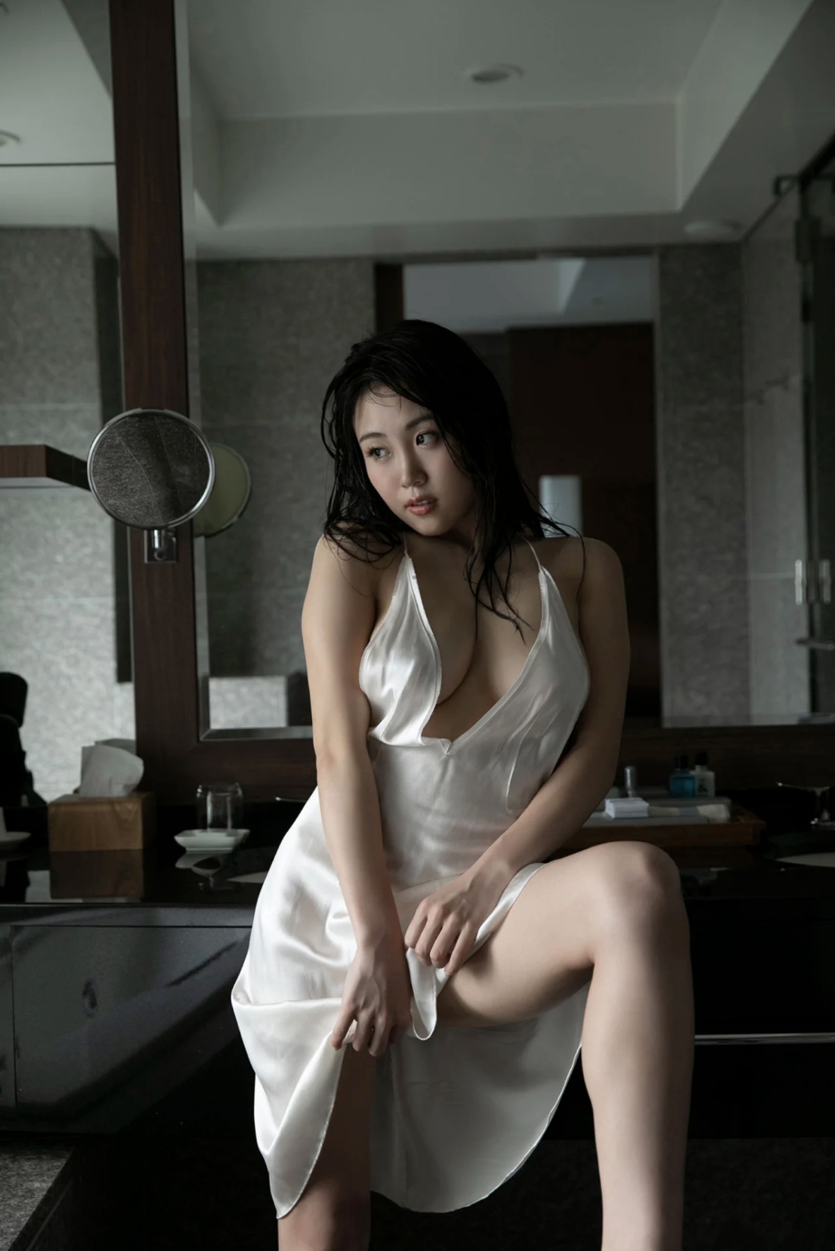 FRIDAYデジタル写真集 HARUKA Finest Body Is Disturbed Vol 1 0058 6867975884.jpg