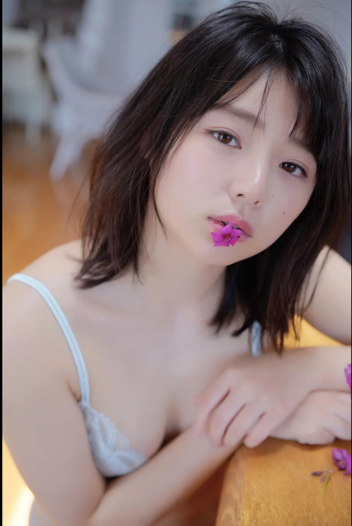 FRIDAYデジタル写真集 Hazuki Tsubasa 葉月つばさ Dangerous Baby Face Blue Full Version 0054 2041526302.jpg