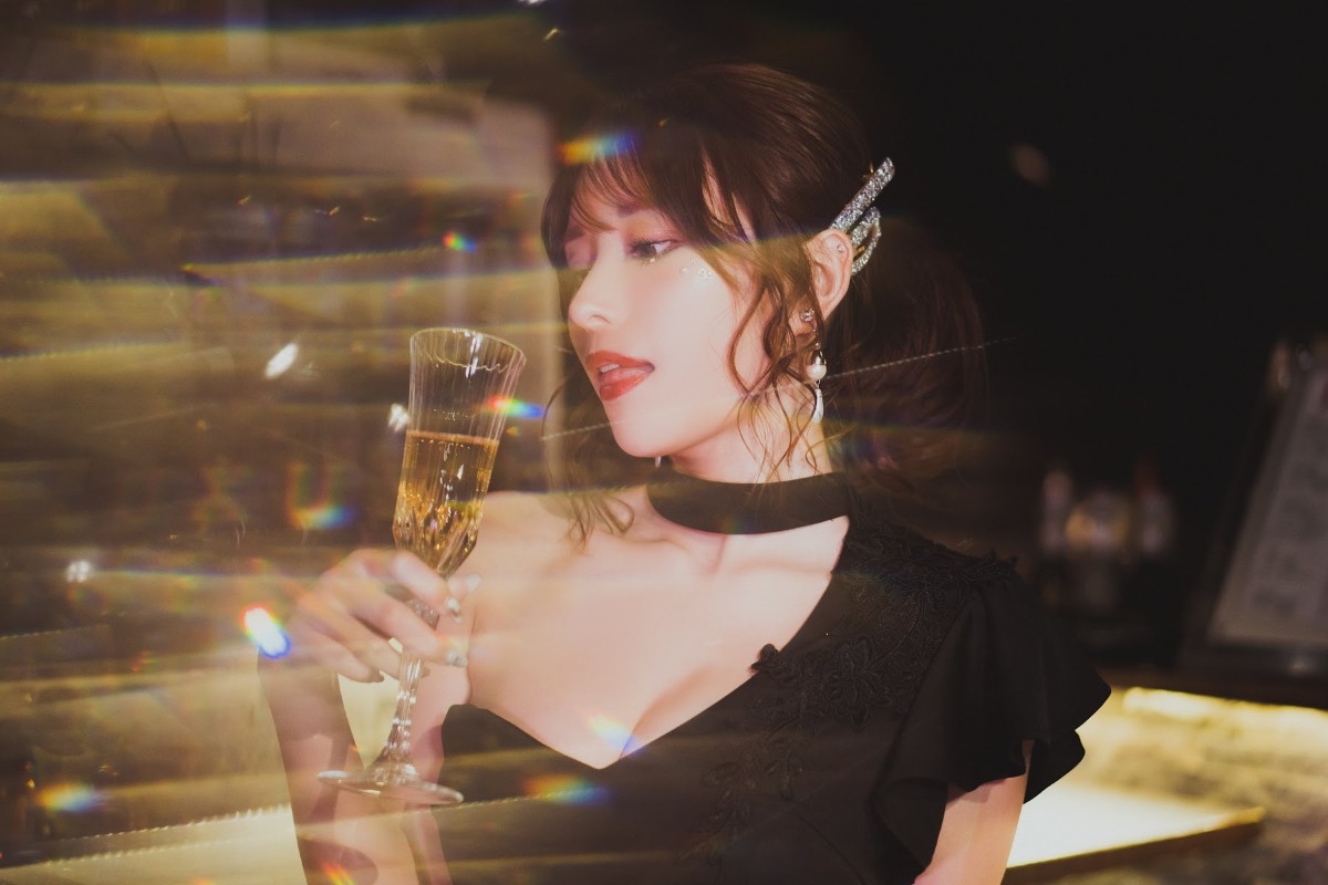Weekly Photobook Mayuki Ito 伊藤舞雪 LadyMary 04 0081 7051920044.jpg
