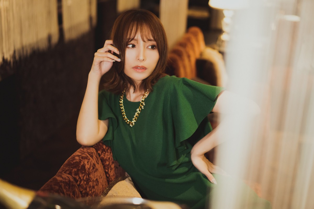 Weekly Photobook Mayuki Ito 伊藤舞雪 LadyMary 04 0088 2737971482.jpg