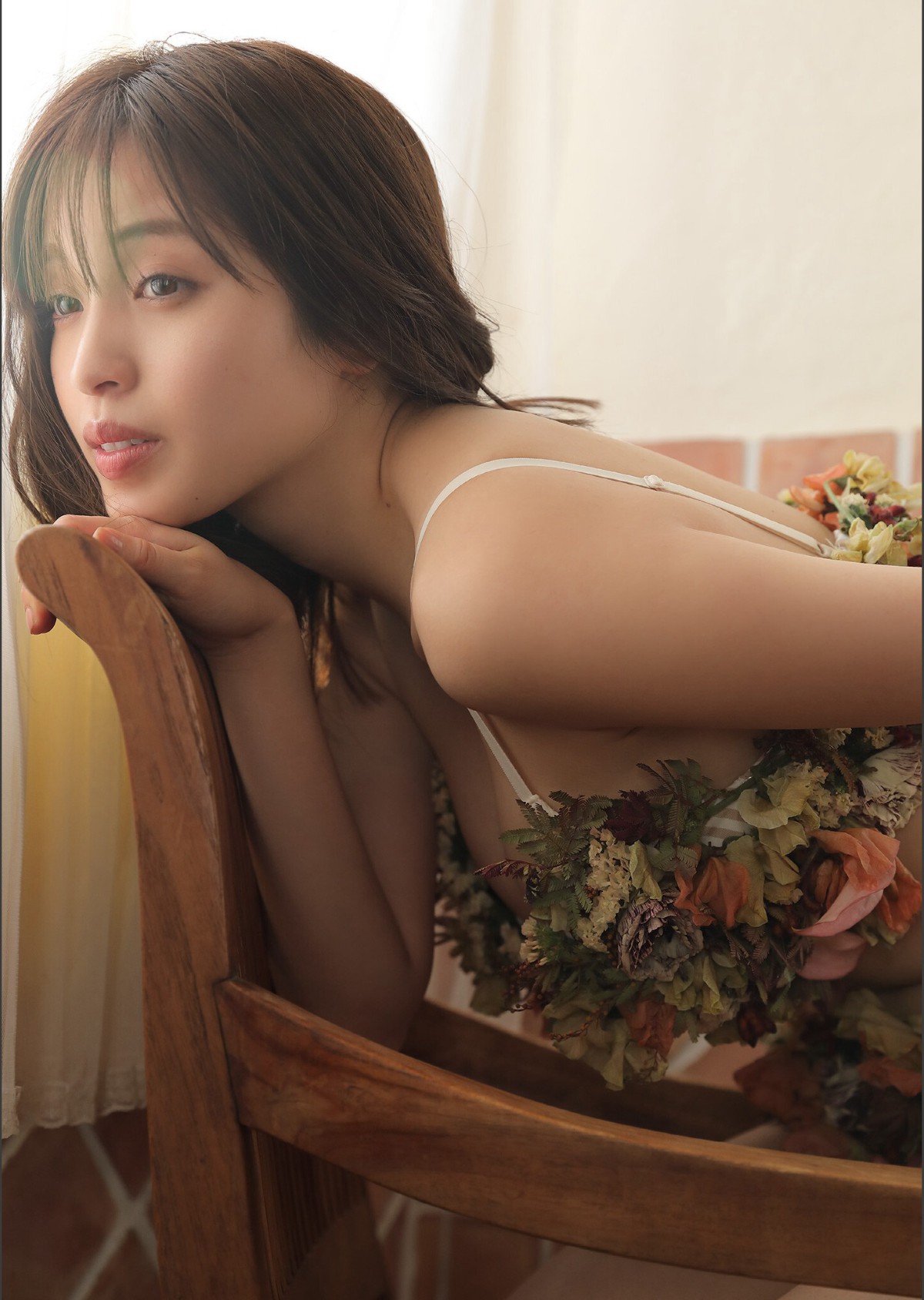 Photobook 2023 04 24 Miyu Murashima 村島未悠 Signs Of Summer Spisan Gravure Photo Book 0033 2509967302.jpg