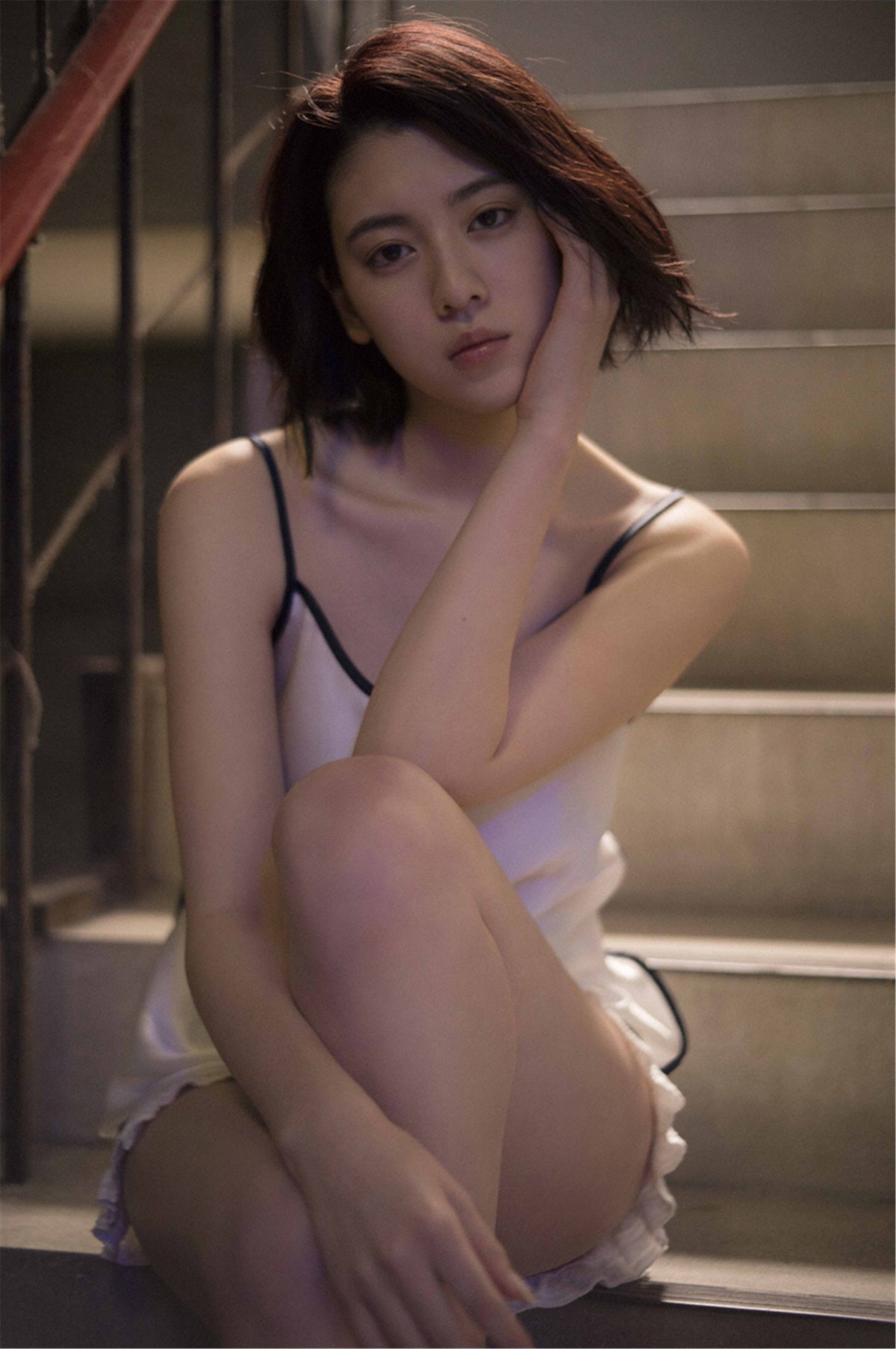 Photobook 2018 04 15 Ayaka Miyoshi 三吉彩花 Across The Sky 0046 8214237376.jpg