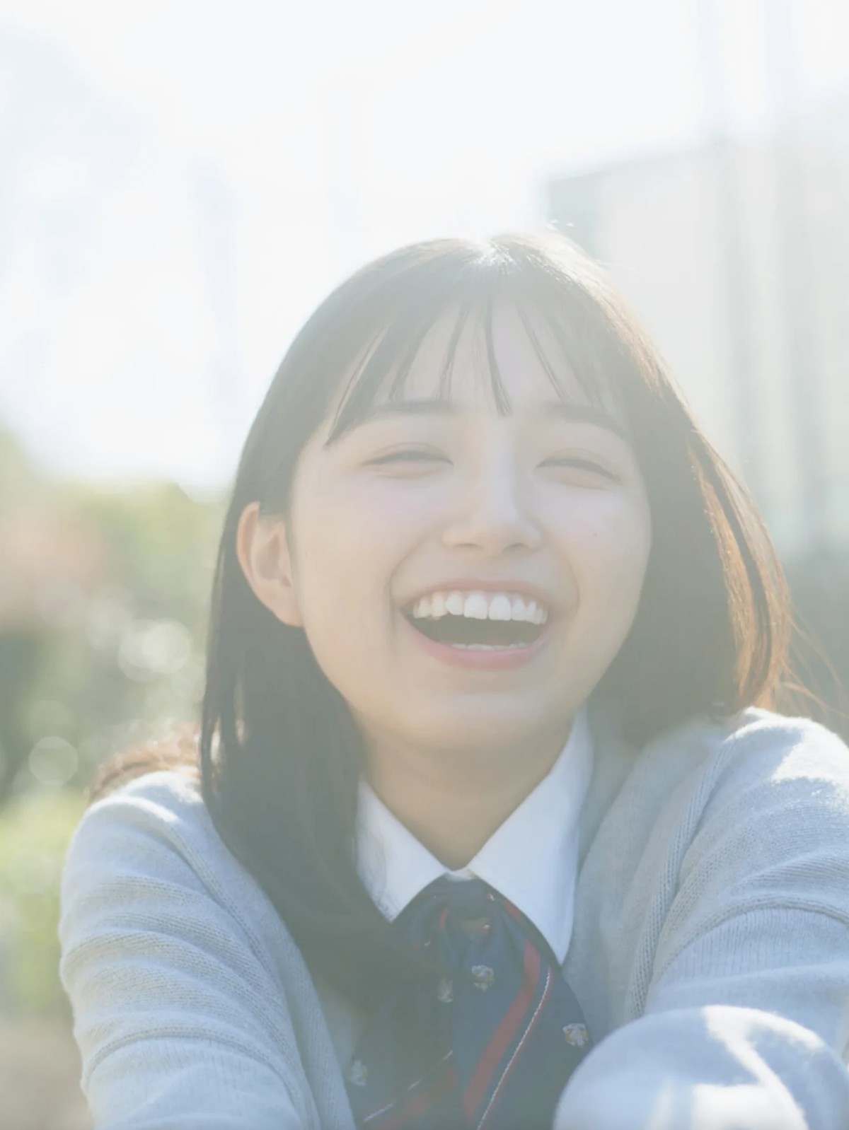 FRIDAYデジタル写真集 2023 04 27 Nogizaka46 Mao Ioki 五百城茉央 Innocent Blue Exclusive Shot Of 17 year old Sparkle 0007 5787131511.jpg