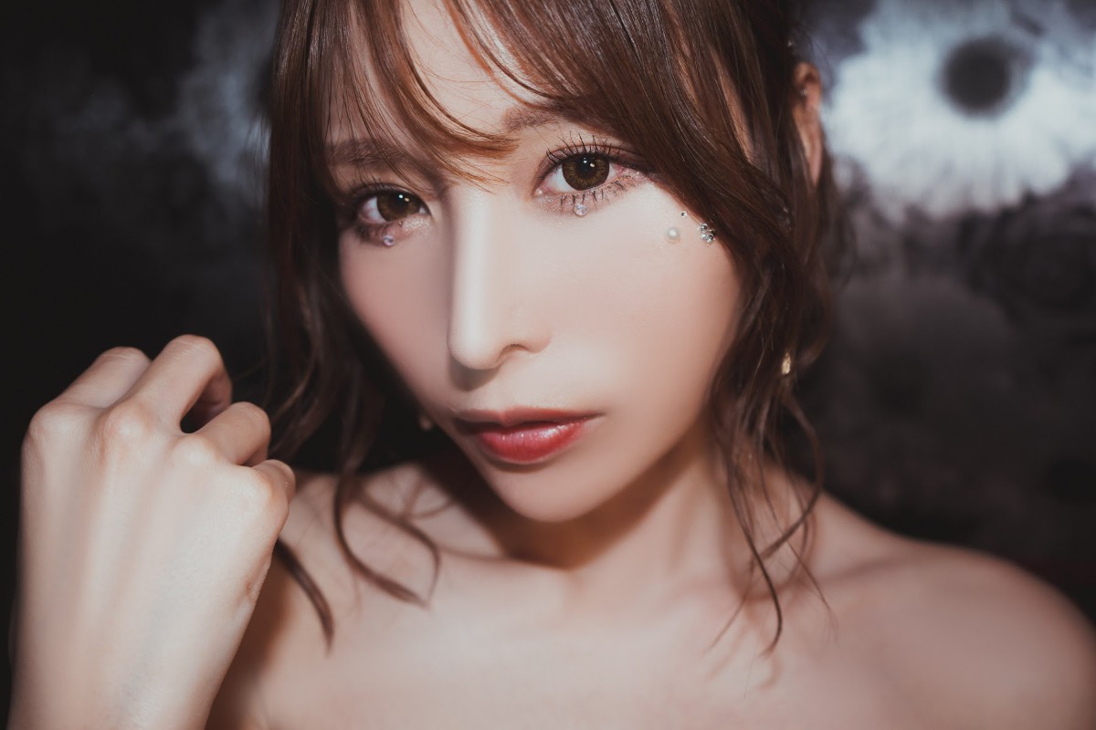 Weekly Photobook Mayuki Ito 伊藤舞雪 LadyMary 04 0078 1750154162.jpg