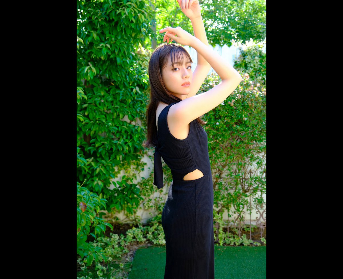 FRIDAY Digital Photo Asuka Kijima 貴島明日香 I Am By Your Side Complete Edition 0035 3050380327.jpg
